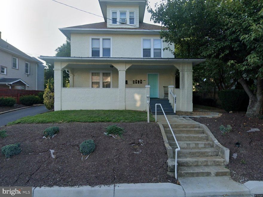 Come check out this great 1 Bedroom upper apartment located in the heart of historic Winchester, VA. This cozy 1 bedroom, 1 bathroom unit offers comfortable living with the convenience of all utilities included. The apartment is pet friendly on a case-by-case basis, with an additional pet deposit and monthly pet fee. Utilities are included in Monthly Rent Total. 

A credit and background check are required, and there is a $50 application fee.

Don’t miss this opportunity for an affordable and conveniently located home. Contact us today to schedule a viewing! AVAILABLE JAN 1st, 2026