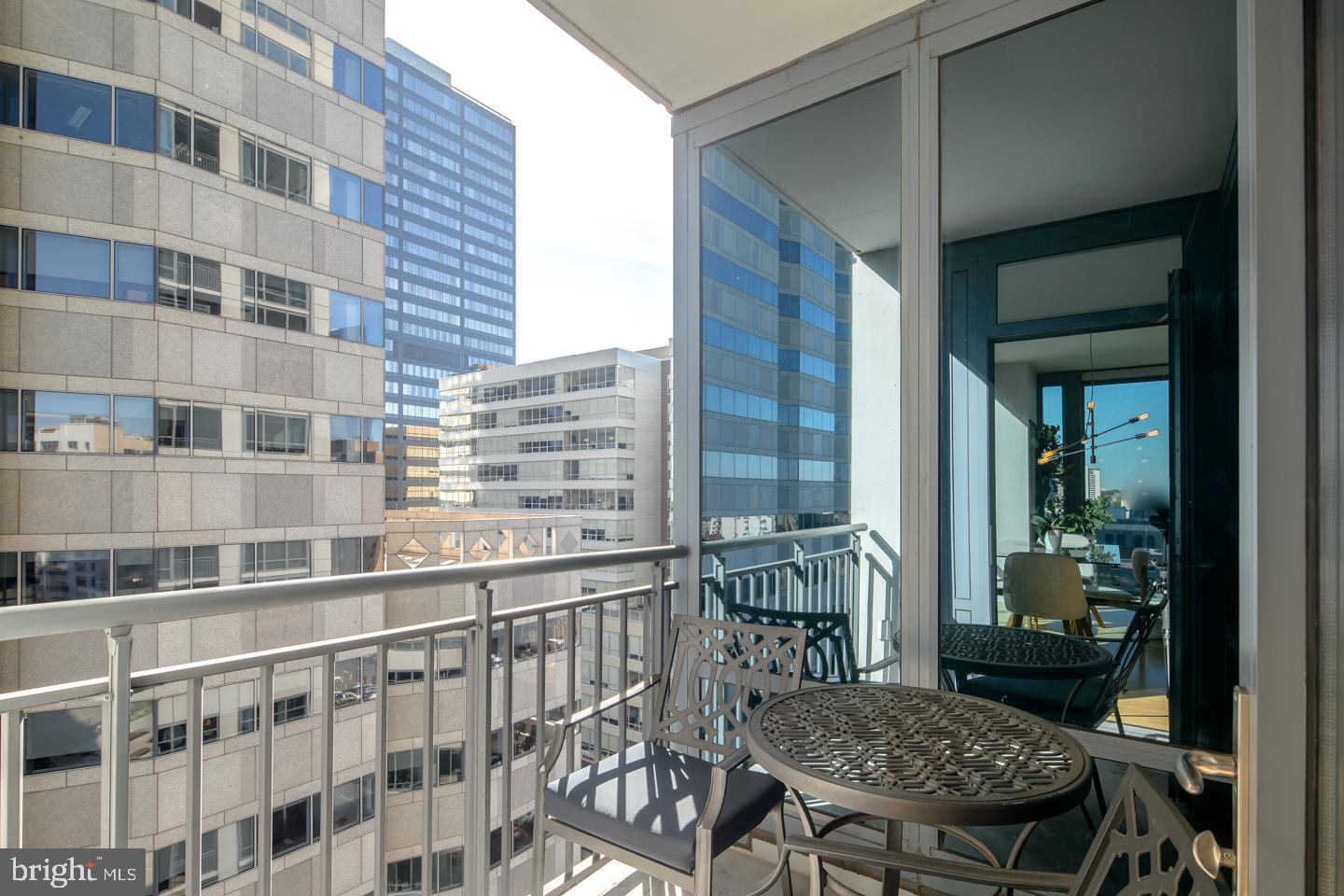 RITTENHOUSE SQUARE - Residential Lease