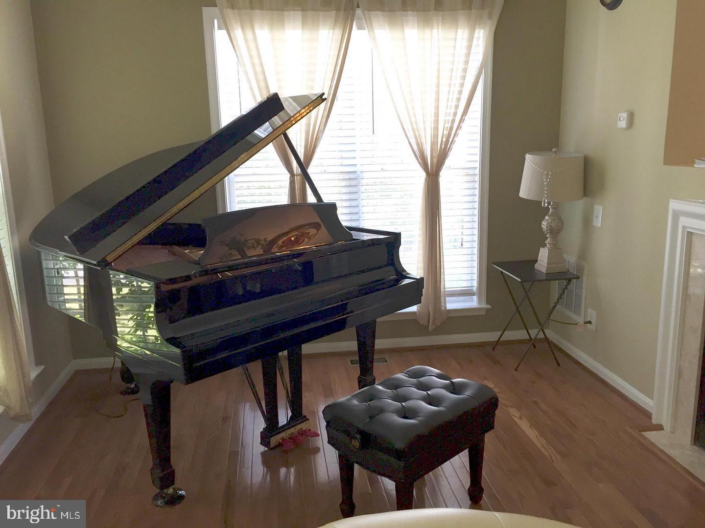 FAIRCREST - Residential Lease