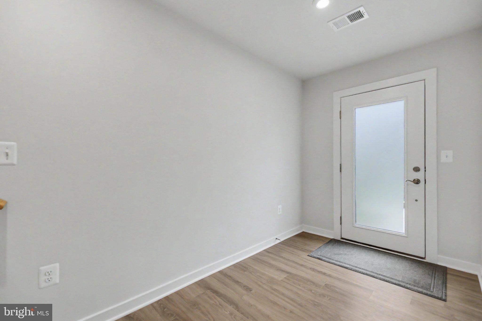 14176 GYPSUM LOOP