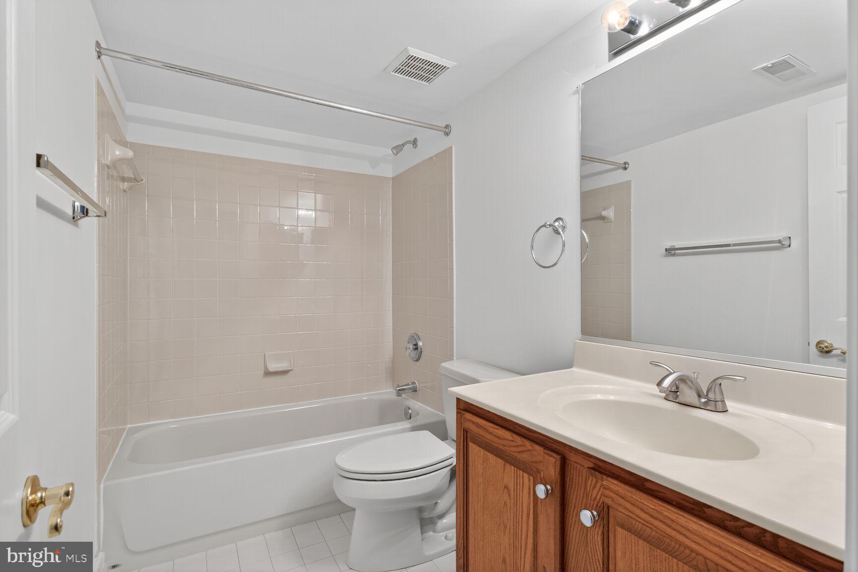 GOVERNORS RUN - Residential