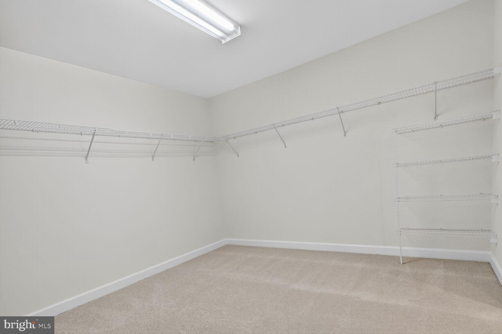 GOVERNORS RUN - Residential