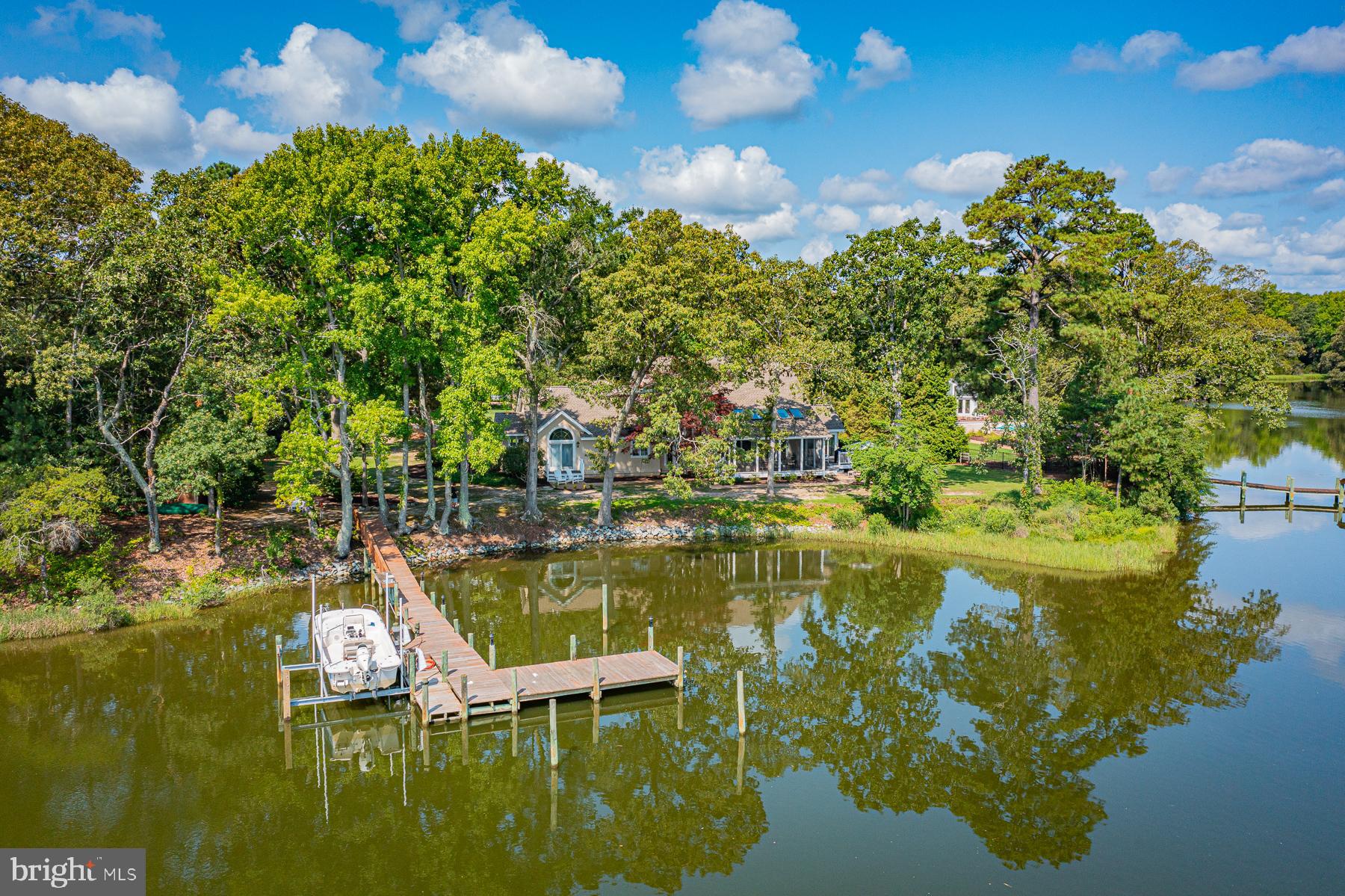 94 SCULLING OAR TRAIL