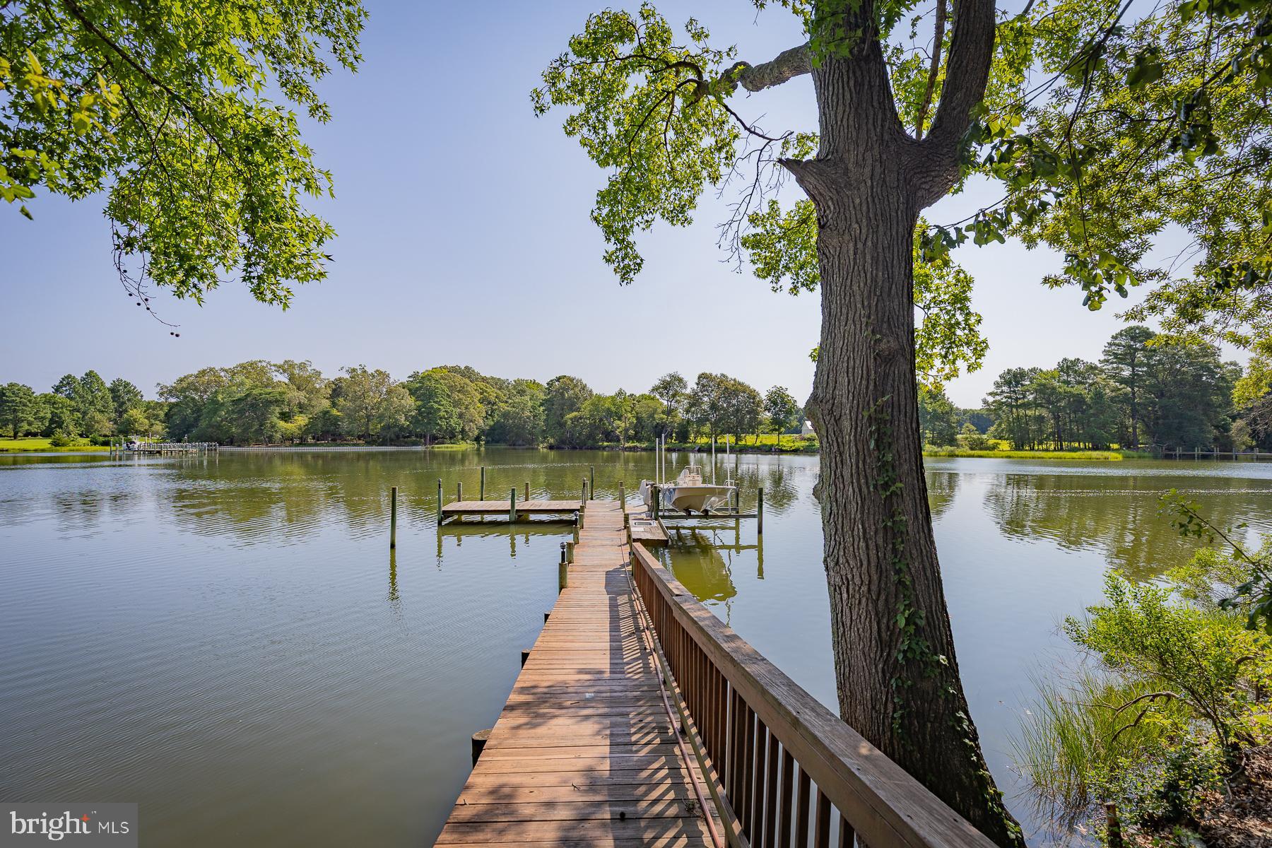 94 SCULLING OAR TRAIL
