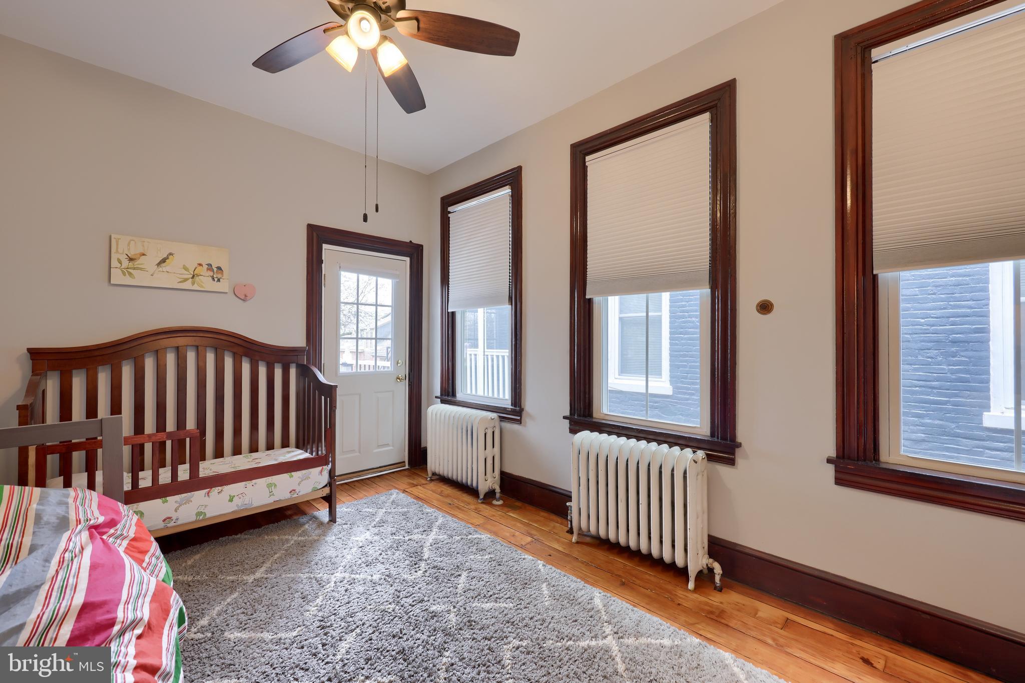 LANCASTER - Residential