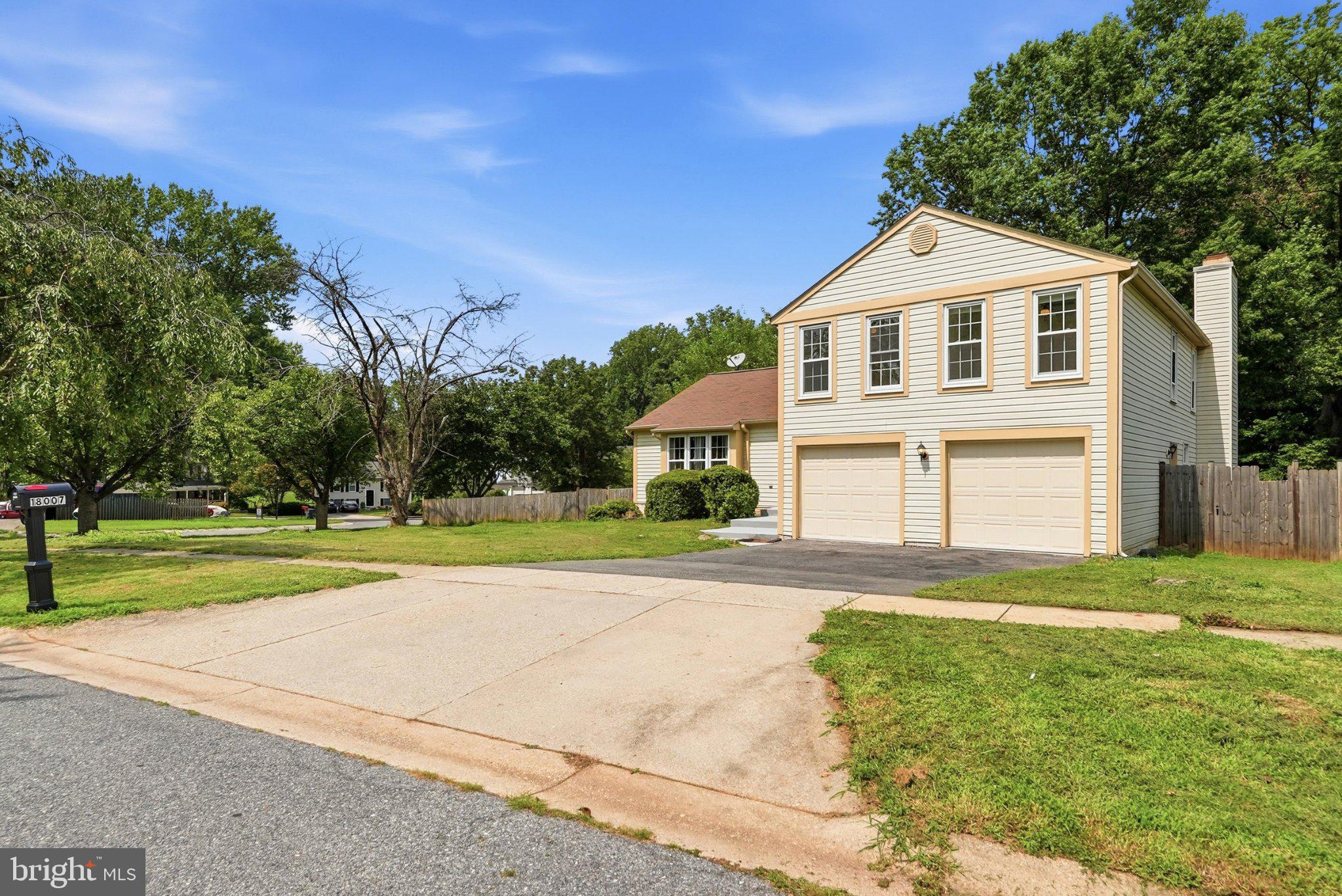 18007 SILVER LEAF DRIVE