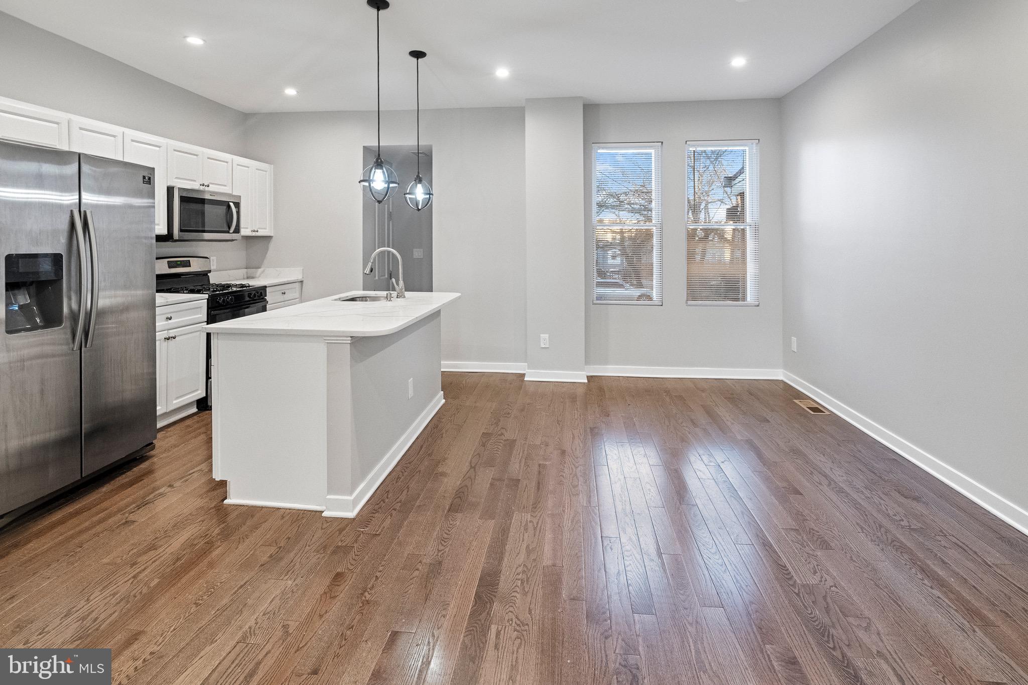 EDMONDSON - Residential Lease