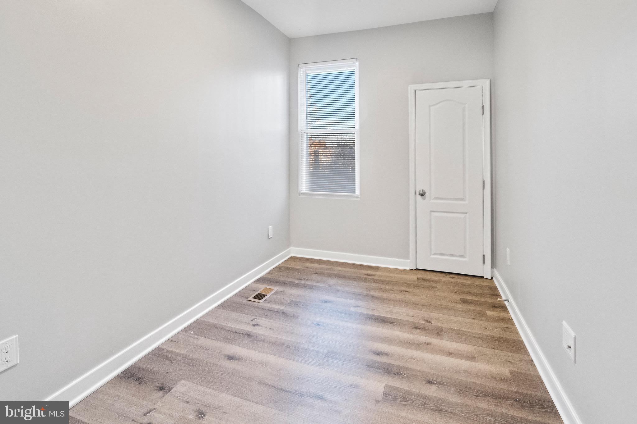 EDMONDSON - Residential Lease