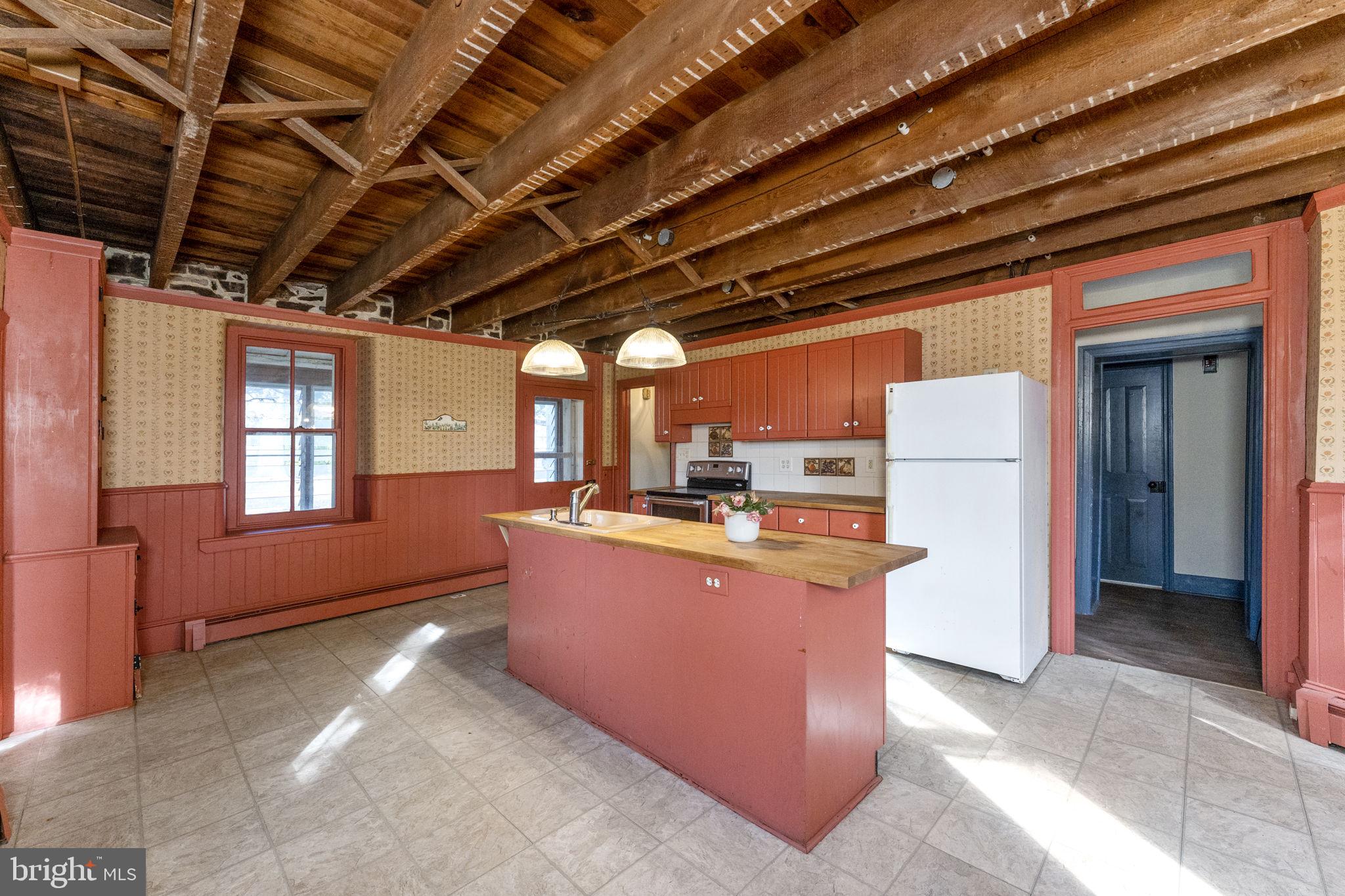 NONE AVAILABLE - Land