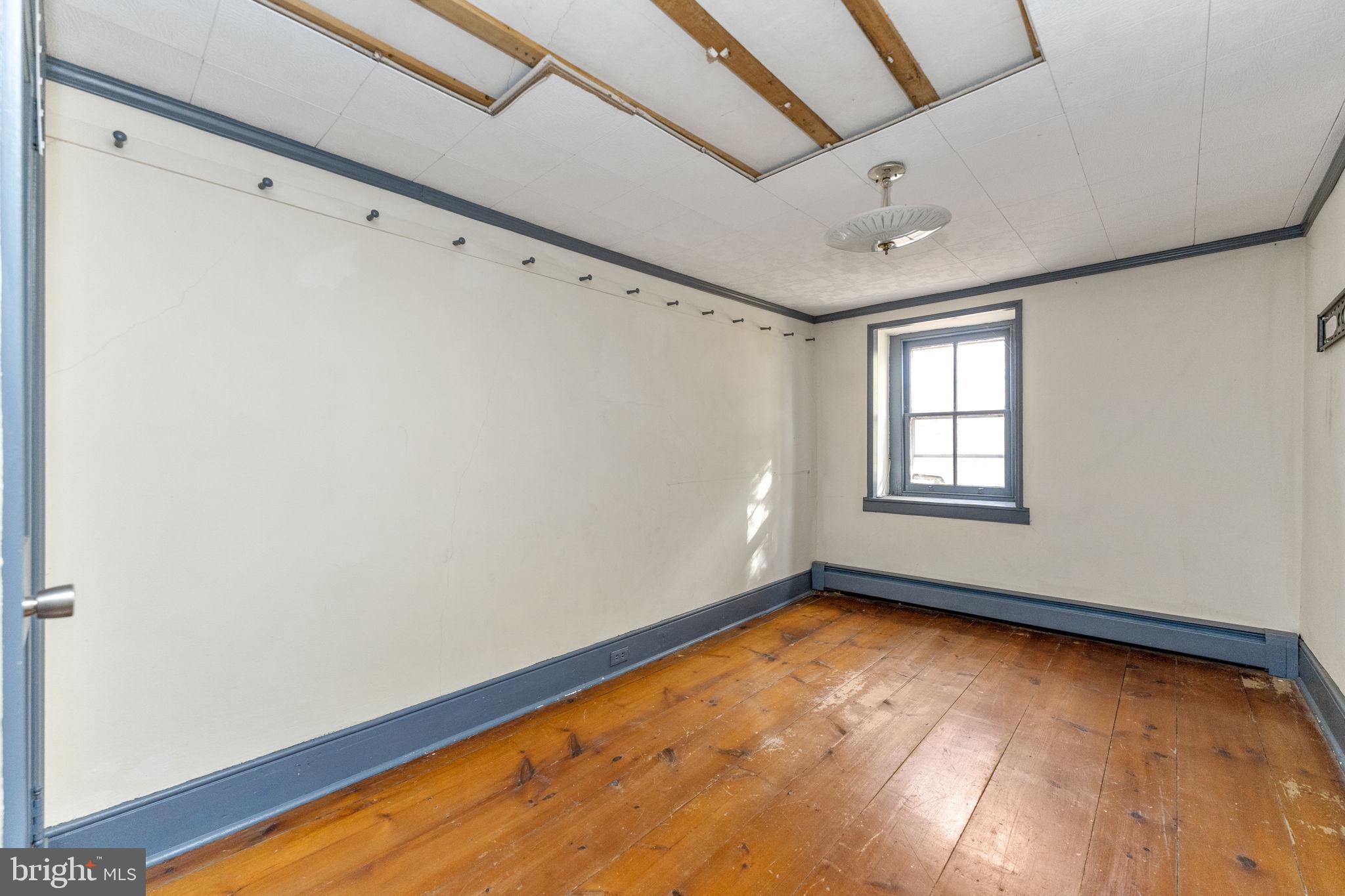 NONE AVAILABLE - Land