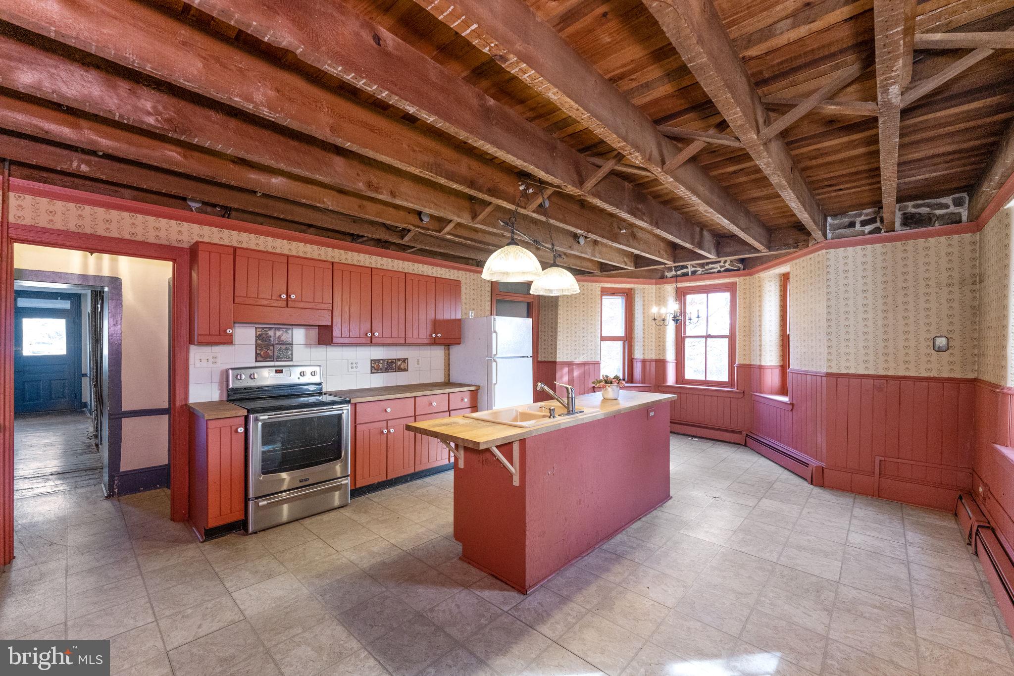 NONE AVAILABLE - Land