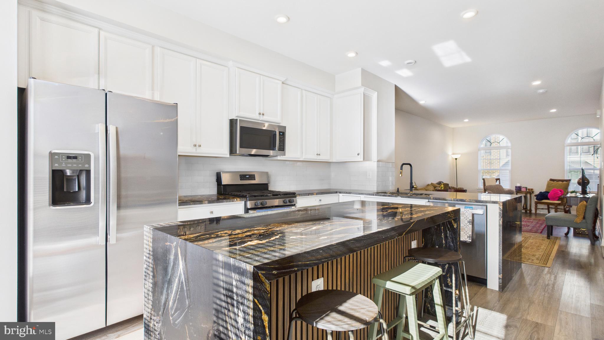 FOSTER'S GLEN - Residential Lease