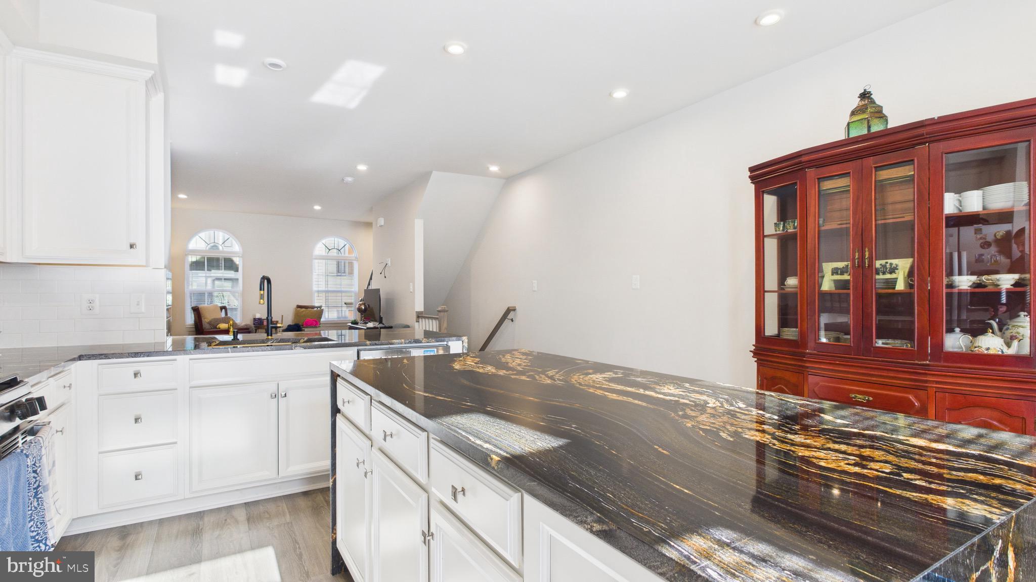 FOSTER'S GLEN - Residential Lease