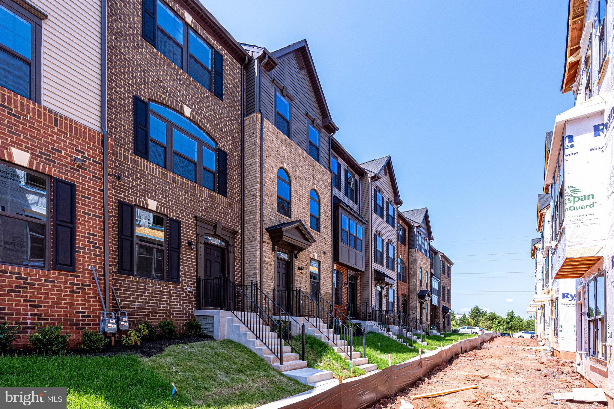 FOSTER'S GLEN - Residential Lease