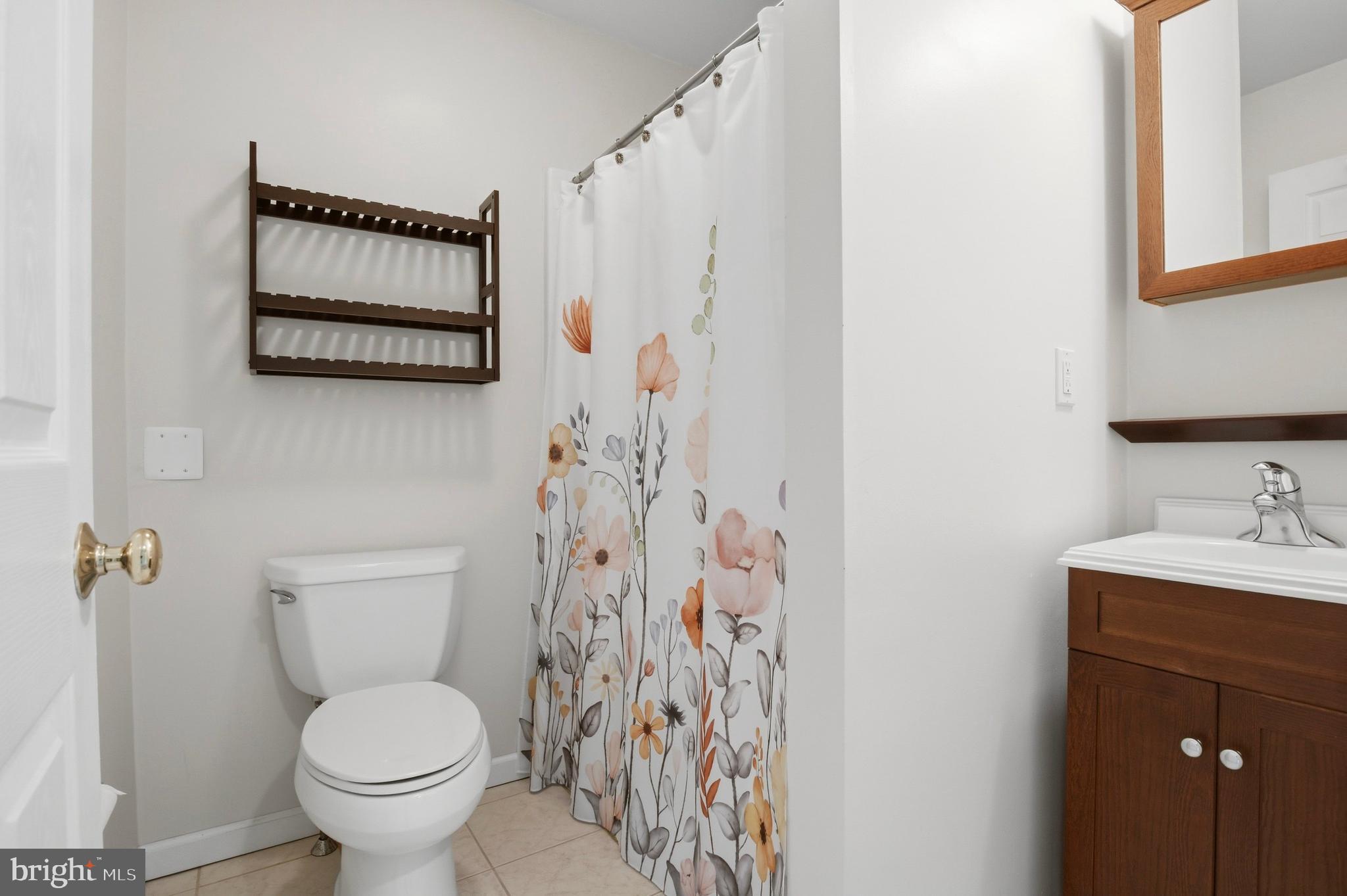 VILLAGE BROOK ESTS - Residential