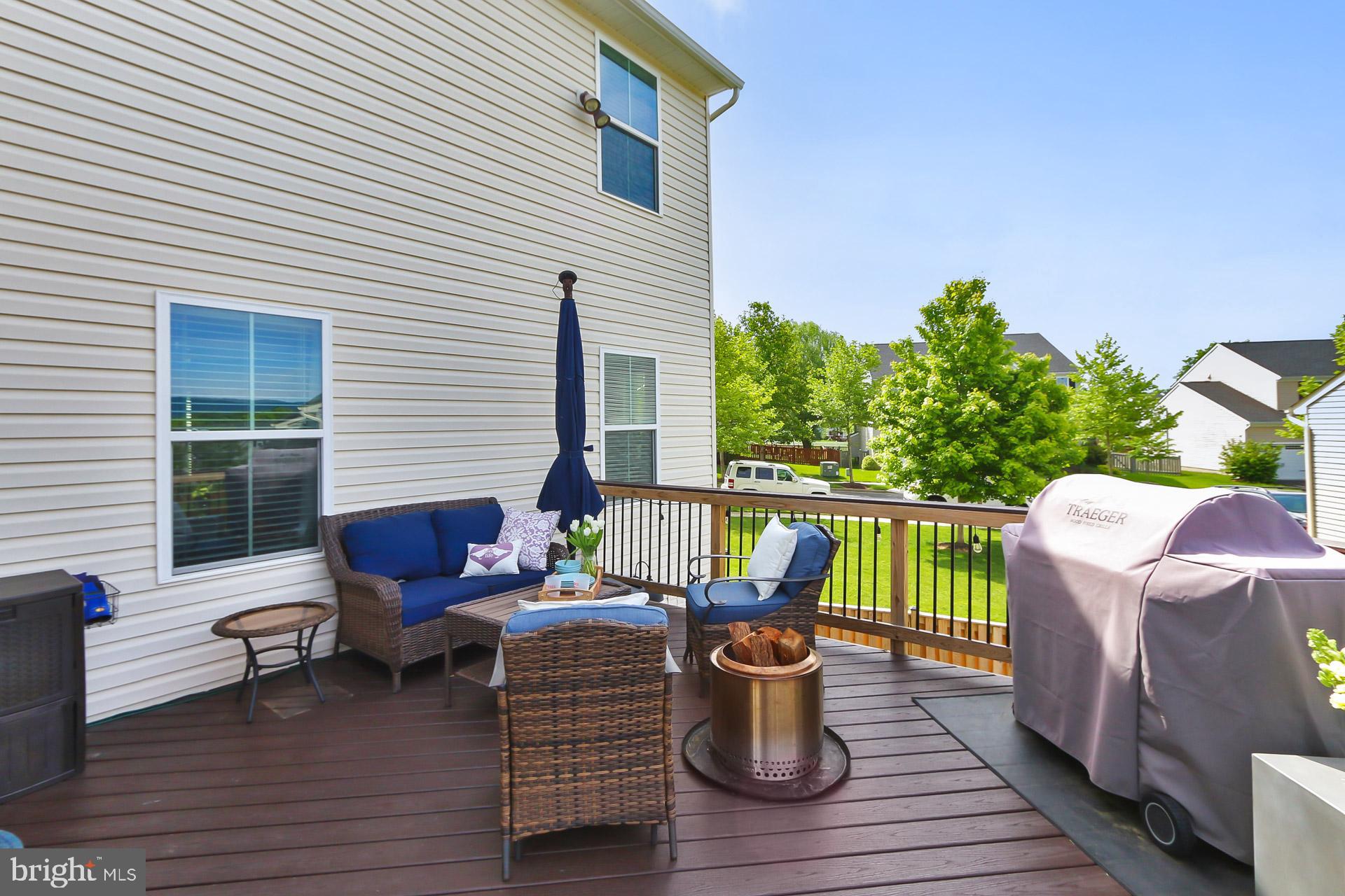 LOVETTSVILLE TOWN CENTER - Residential