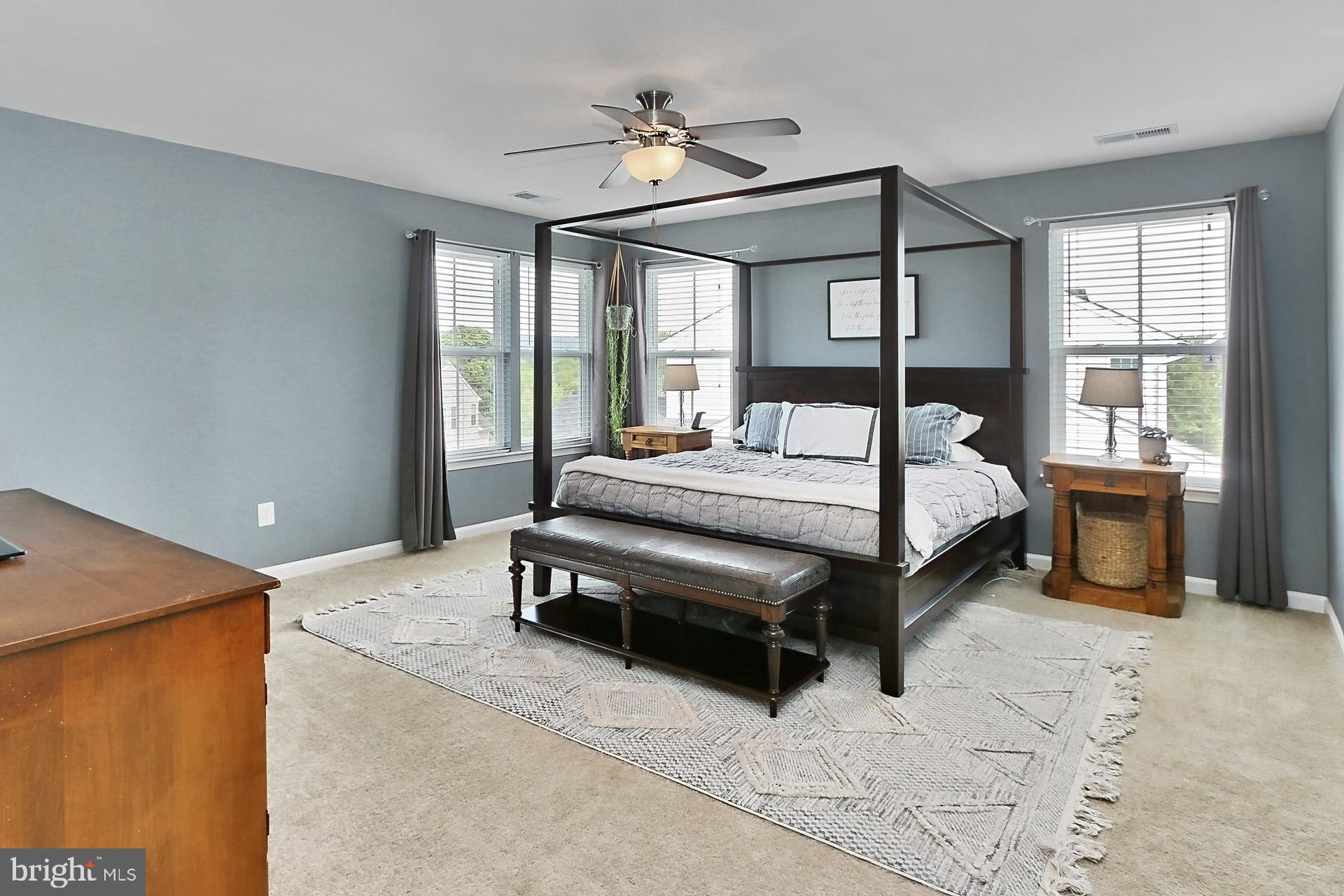 LOVETTSVILLE TOWN CENTER - Residential