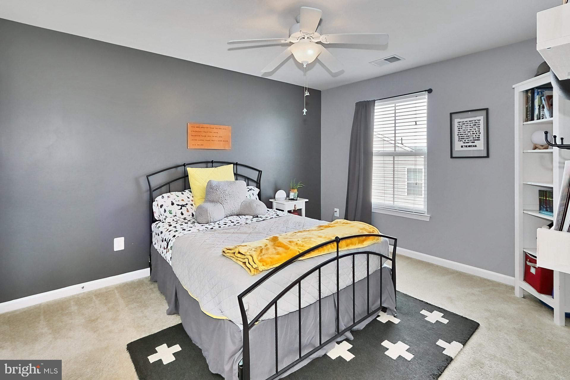 LOVETTSVILLE TOWN CENTER - Residential