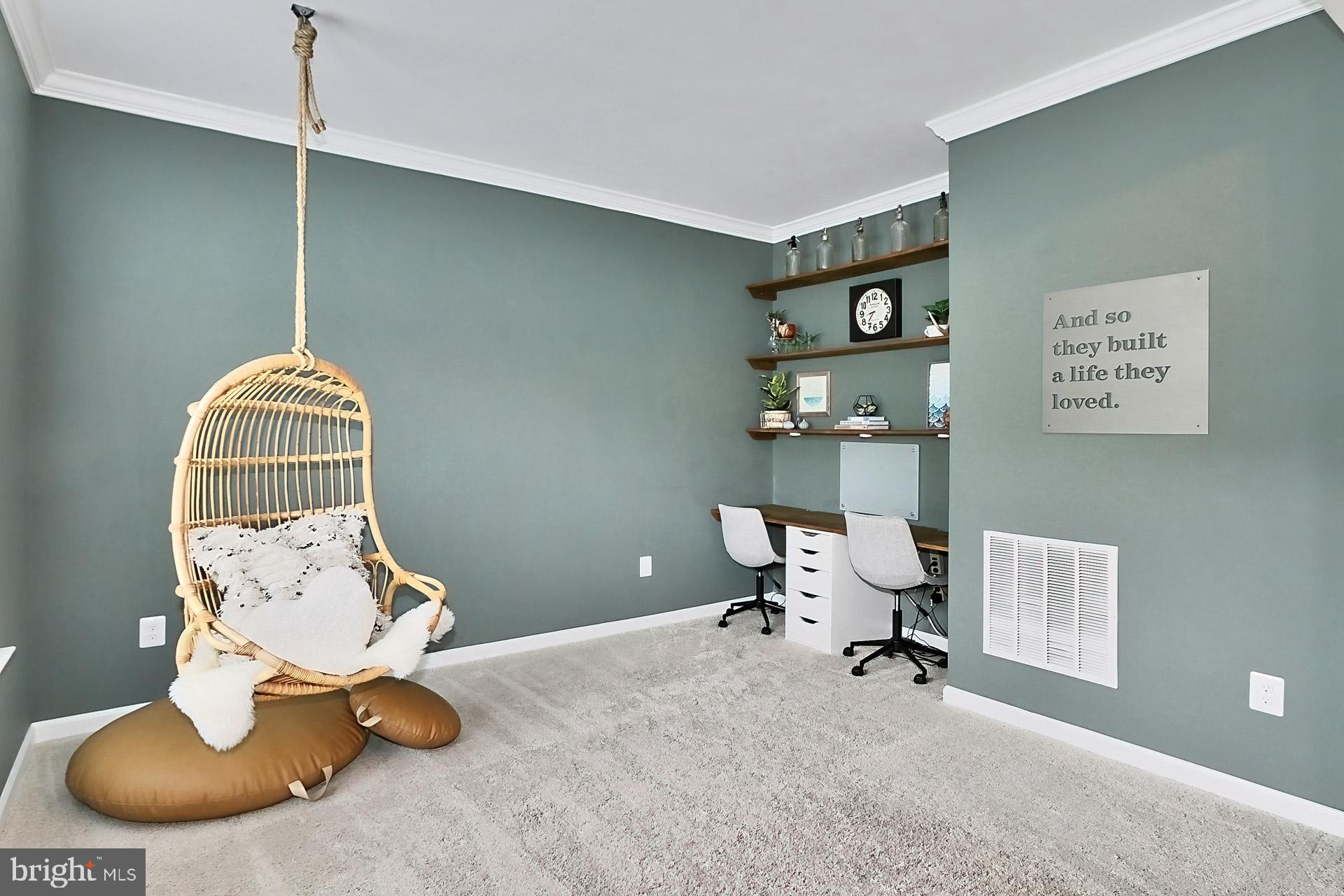 LOVETTSVILLE TOWN CENTER - Residential