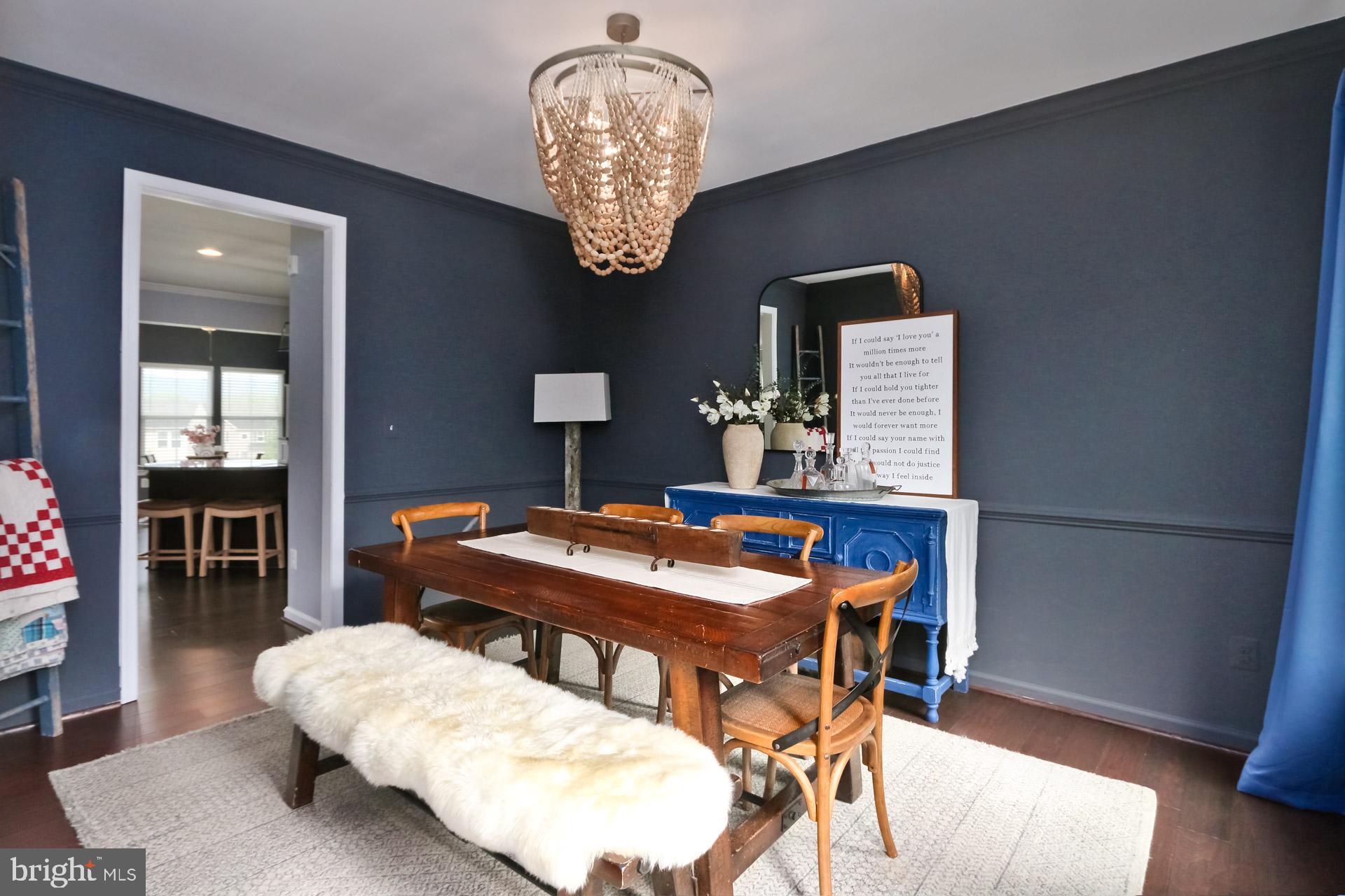 LOVETTSVILLE TOWN CENTER - Residential