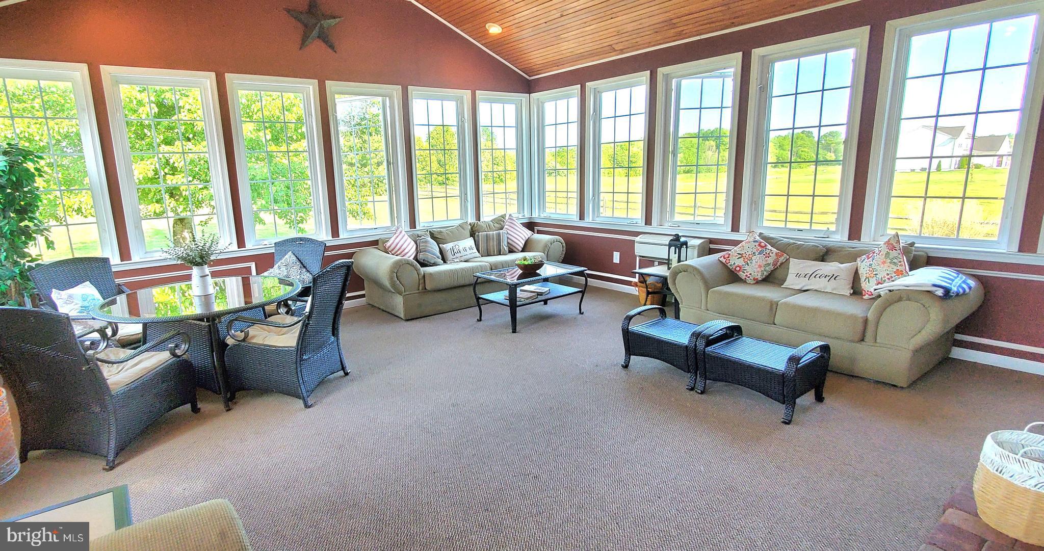 PELHAM MANOR - Residential