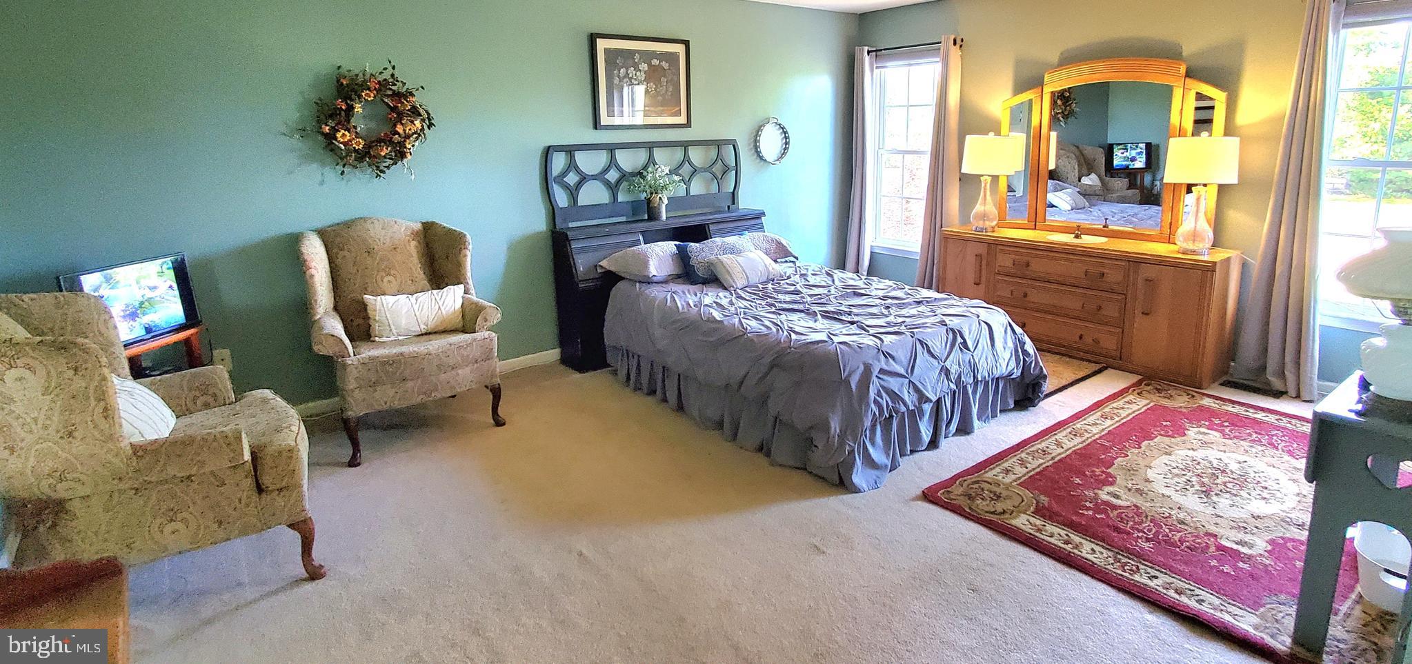 PELHAM MANOR - Residential