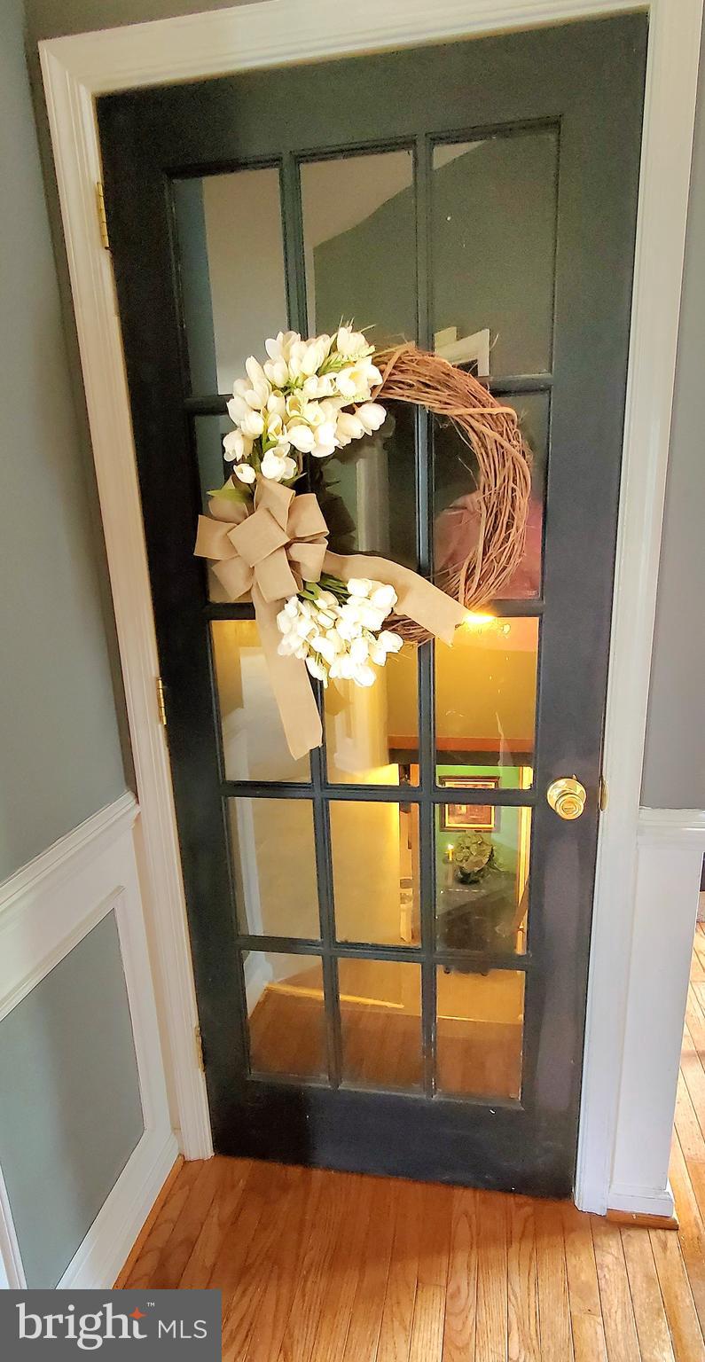 PELHAM MANOR - Residential