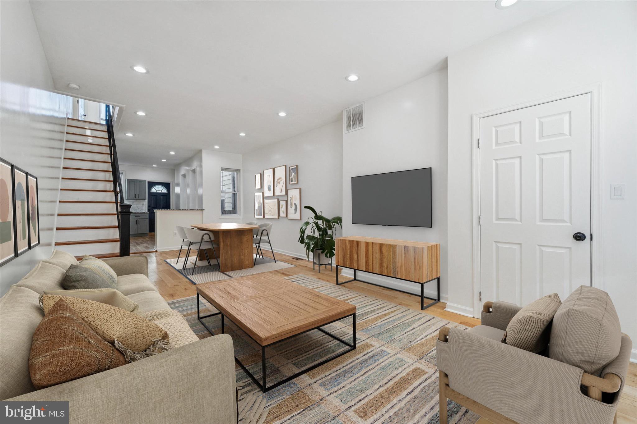 PORT RICHMOND - Residential