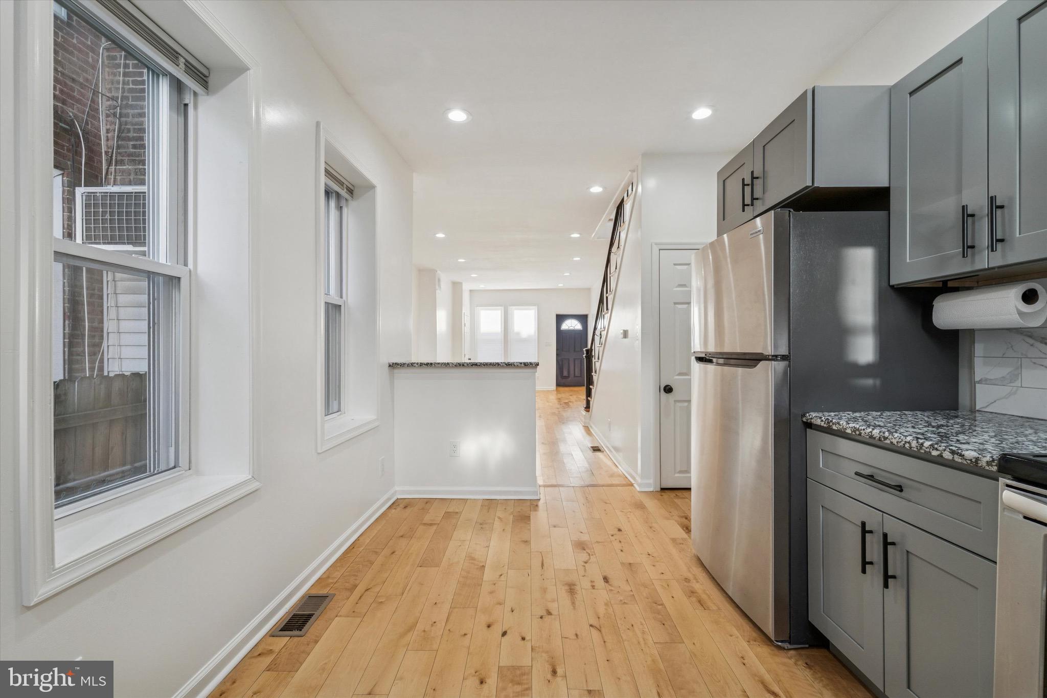 PORT RICHMOND - Residential