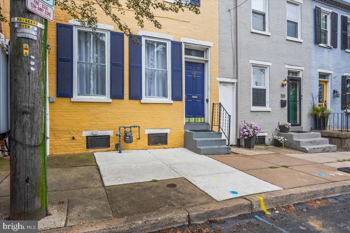 118 N PLUM