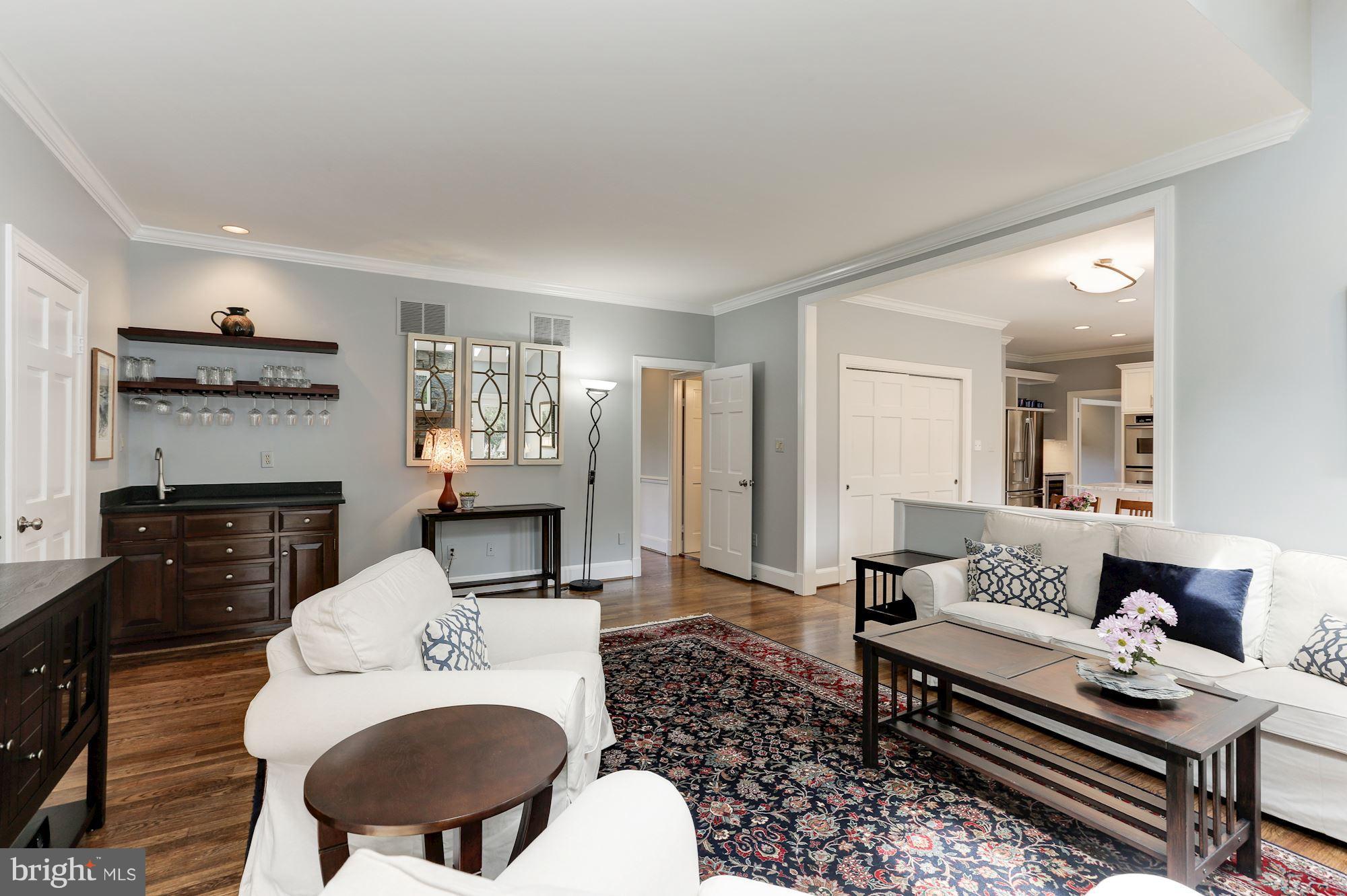 LYNWOOD - Residential