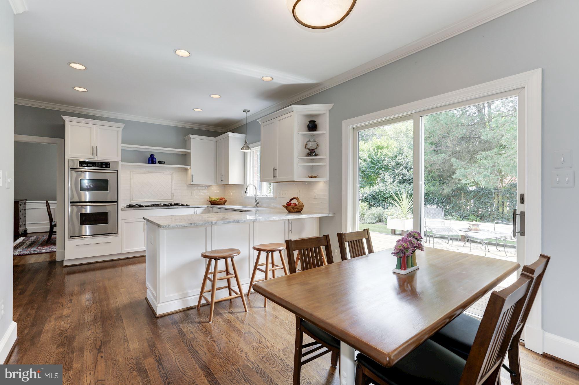 LYNWOOD - Residential