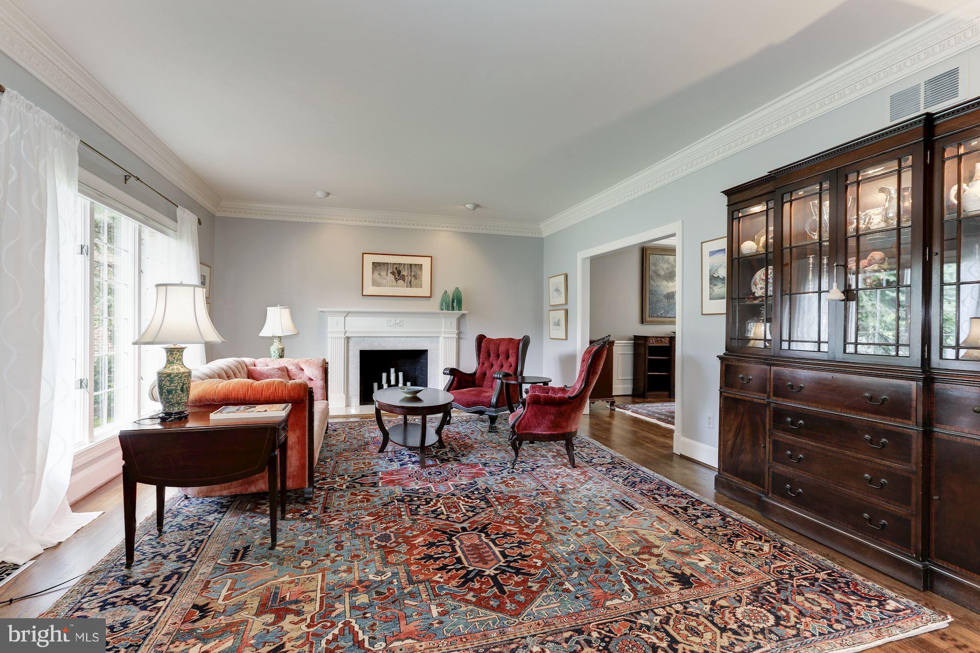 LYNWOOD - Residential