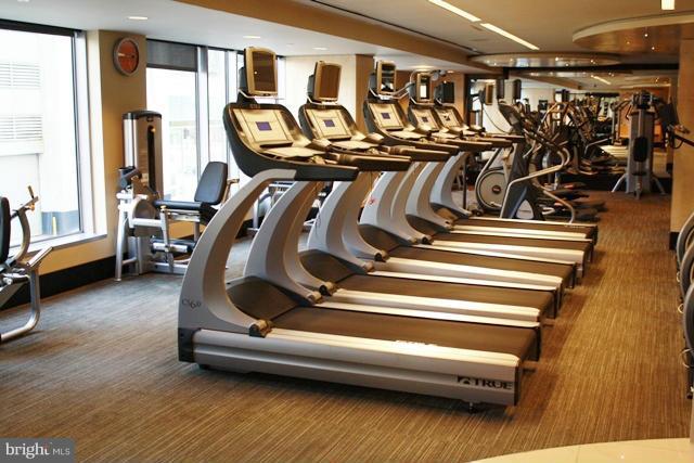 THE WATERVIEW - Residential Lease