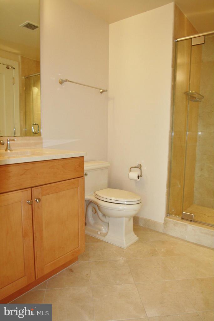 THE WATERVIEW - Residential Lease