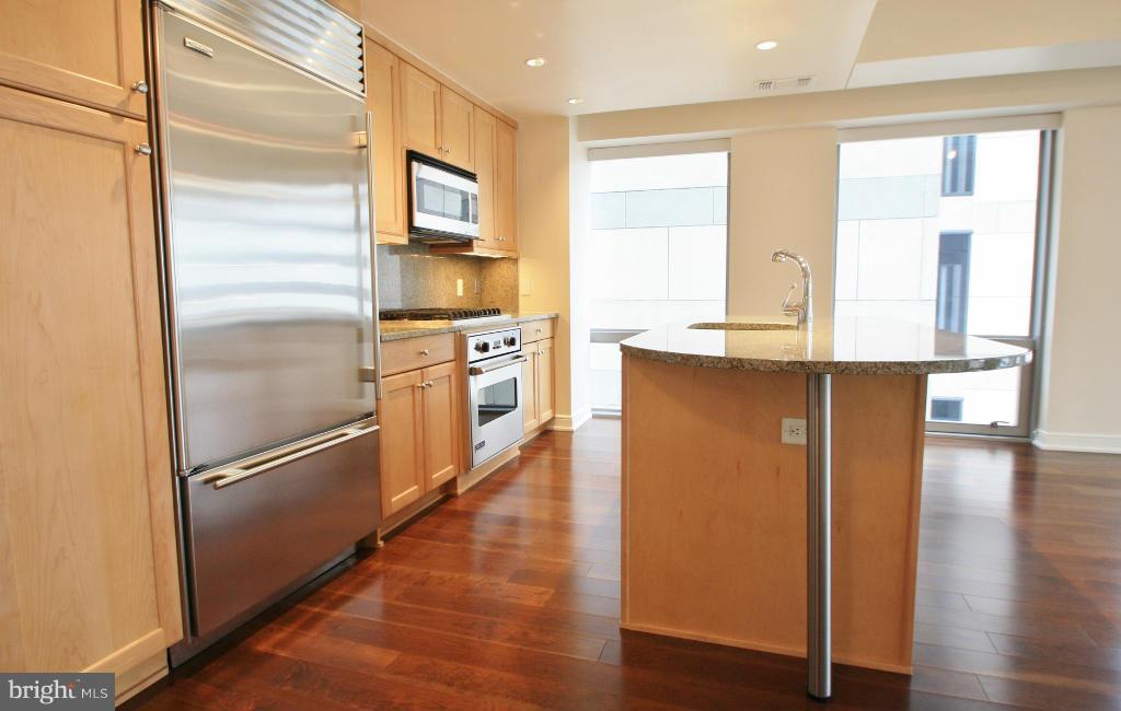 THE WATERVIEW - Residential Lease