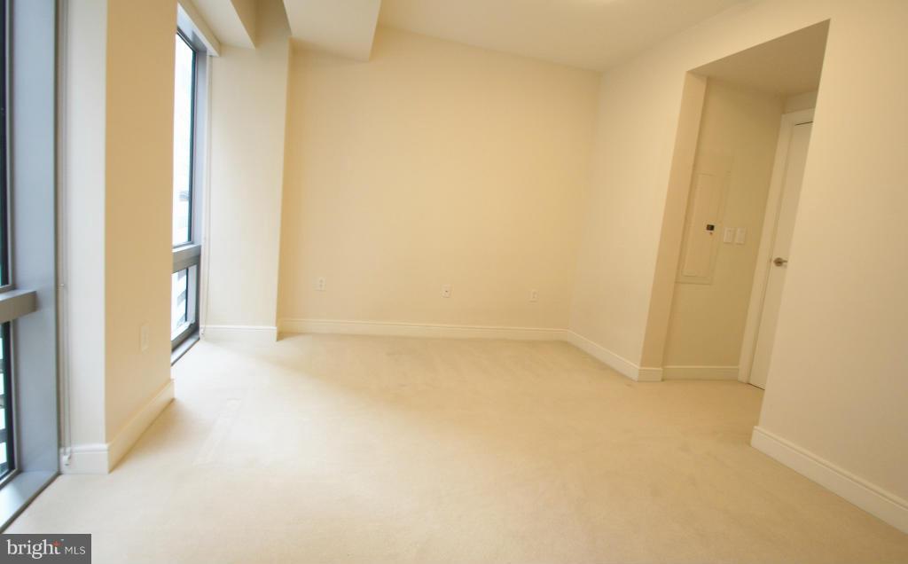 THE WATERVIEW - Residential Lease