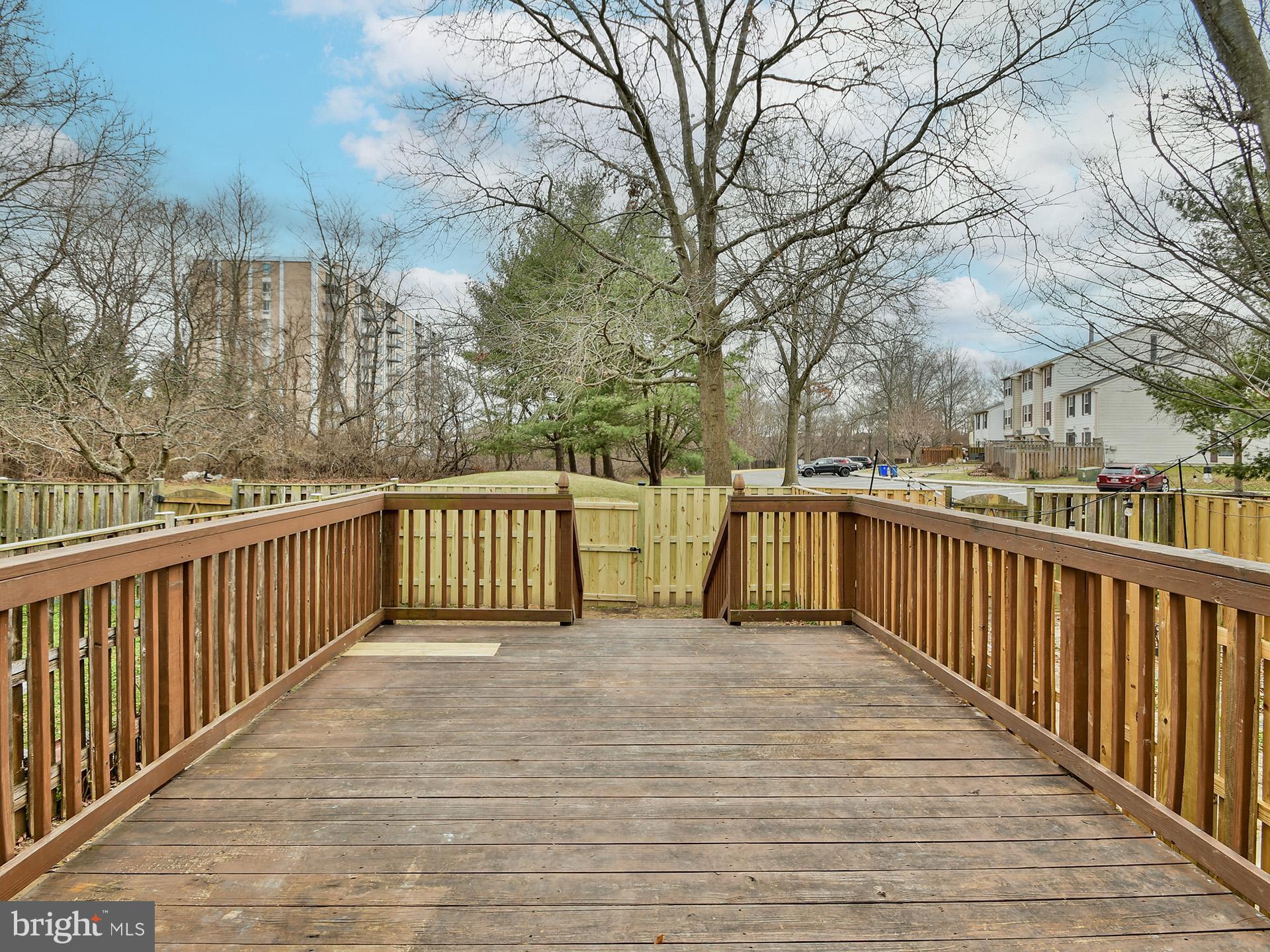 SILVER SPRING CNTRY CLUB - Residential