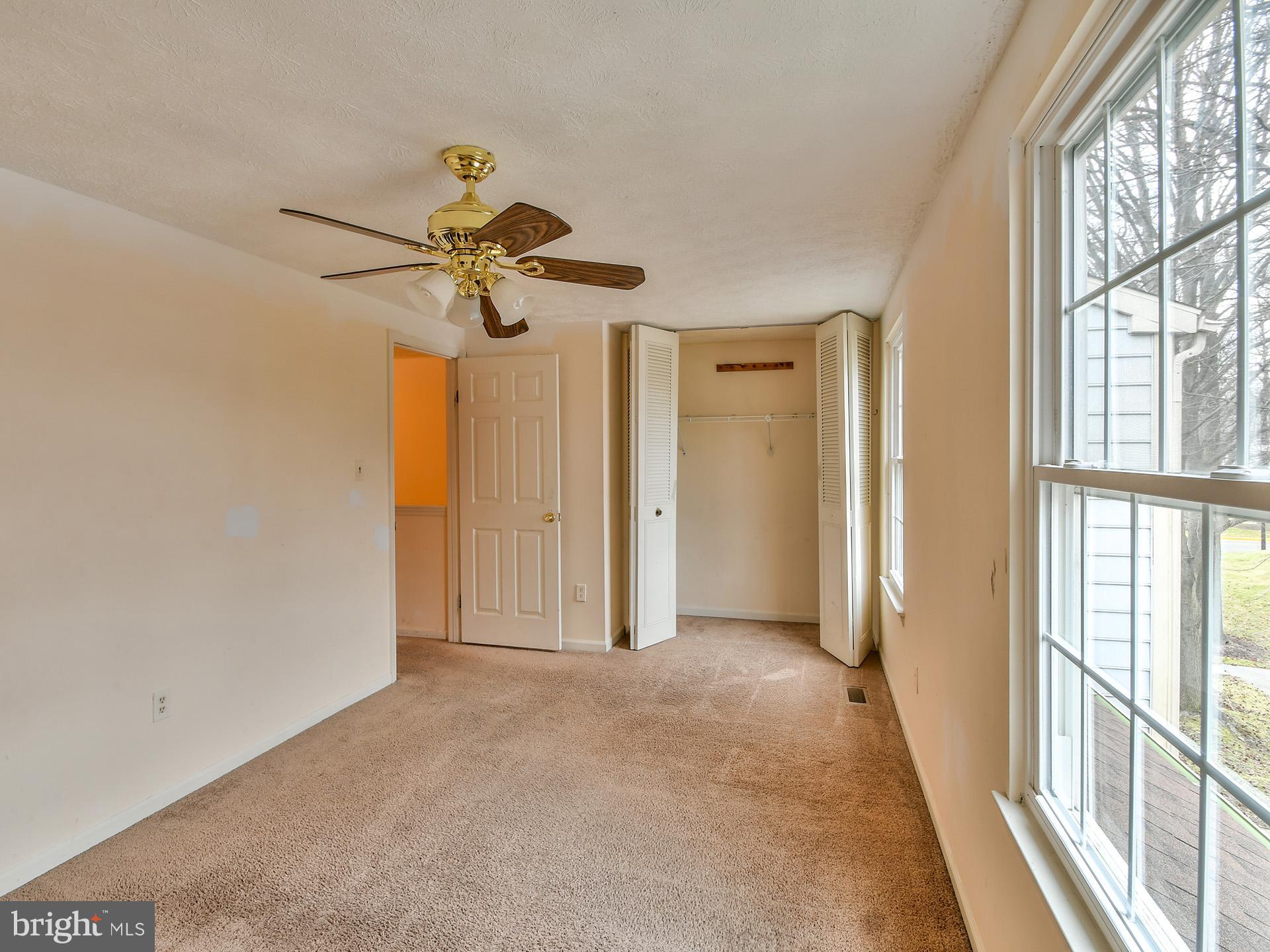 SILVER SPRING CNTRY CLUB - Residential