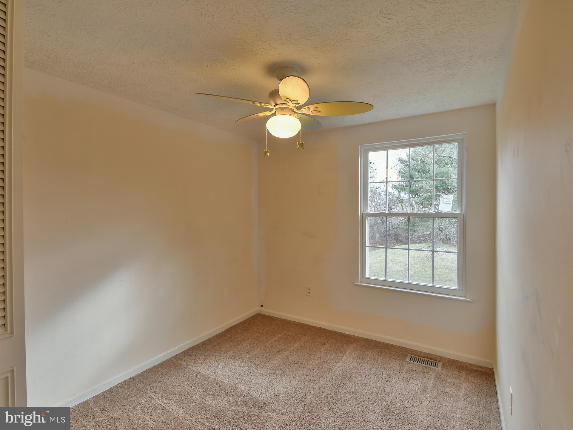 SILVER SPRING CNTRY CLUB - Residential