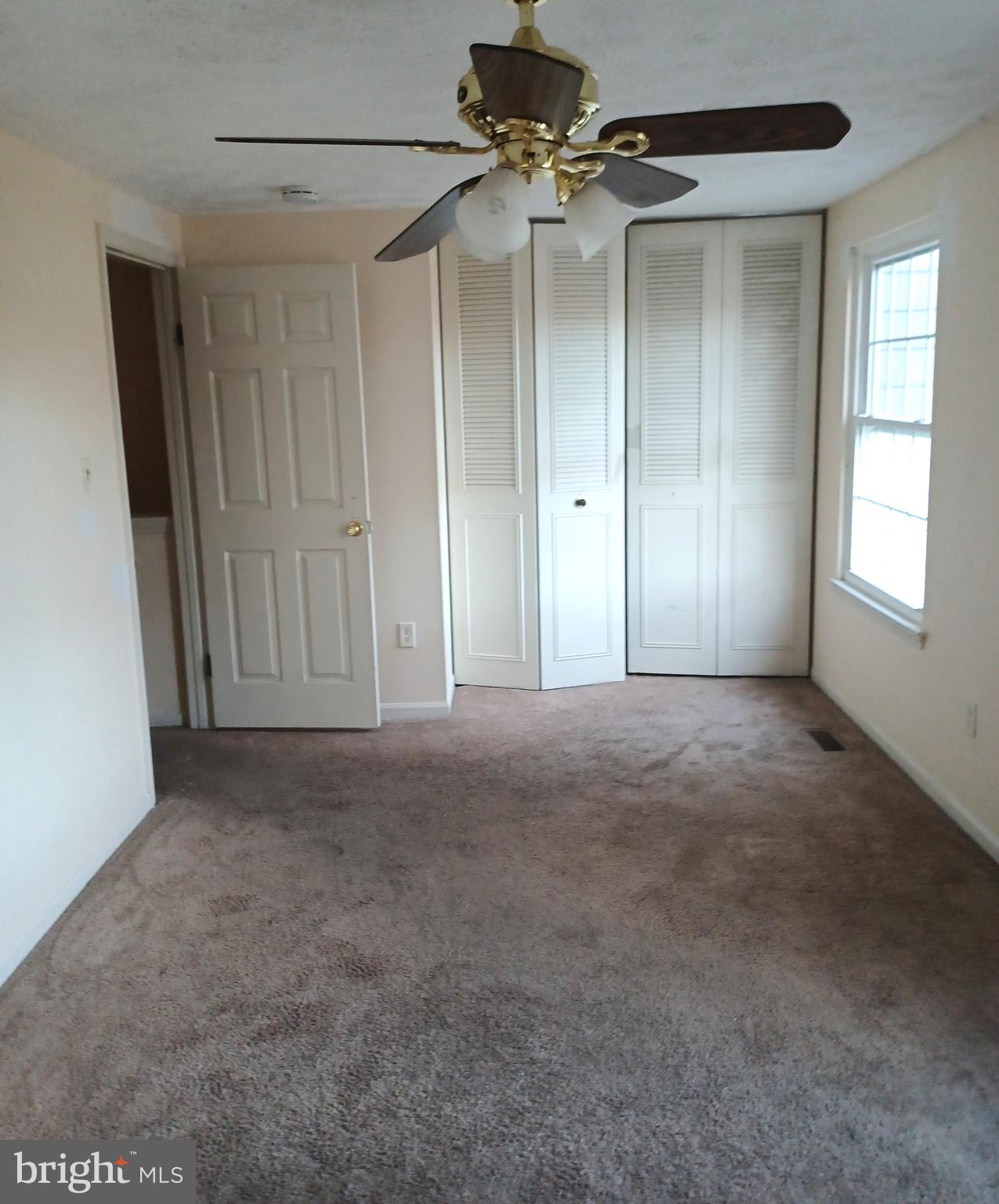 SILVER SPRING CNTRY CLUB - Residential