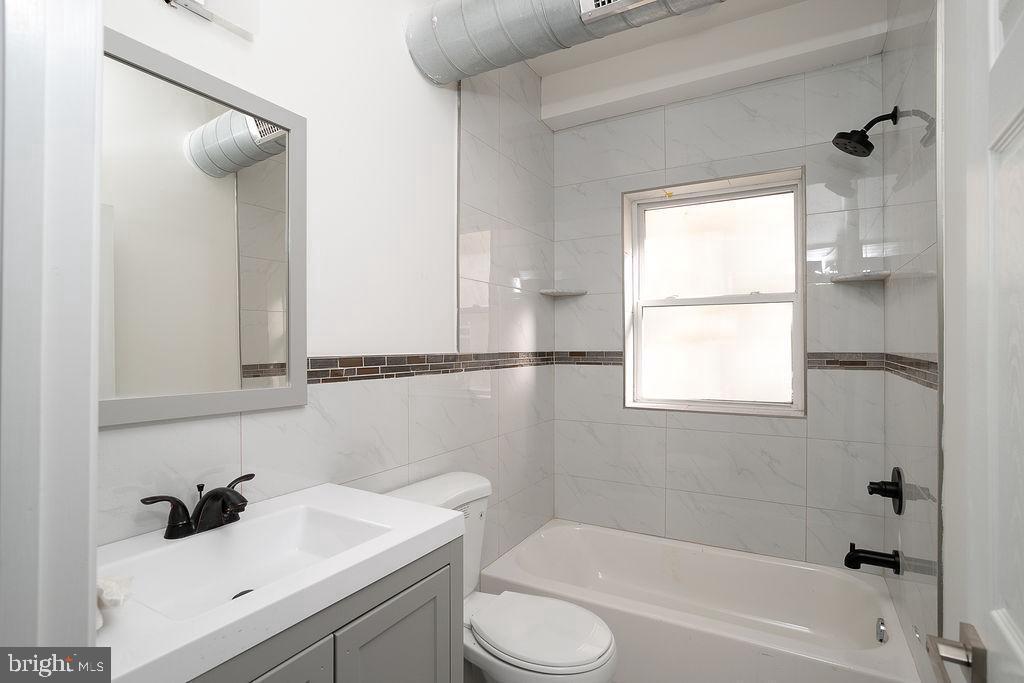 WEST PHILADELPHIA - Residential Lease