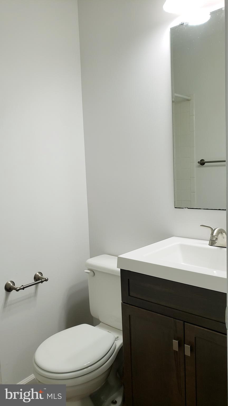 BROOKWOOD - Residential Lease