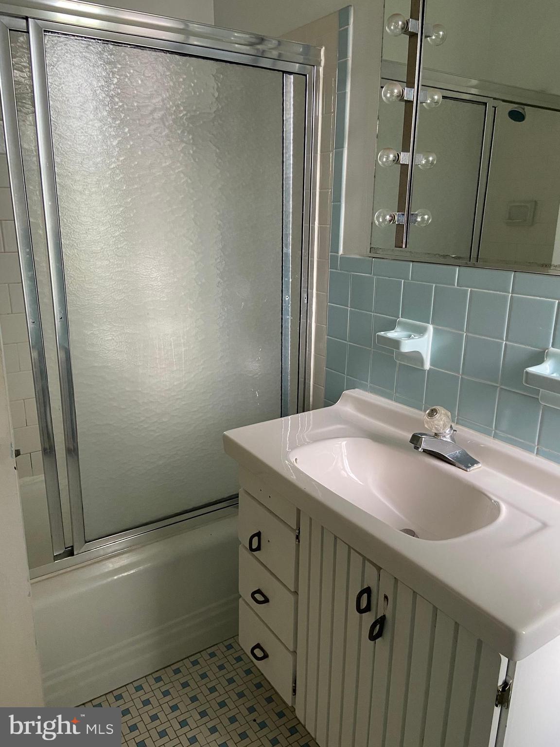 GUILFORD - Residential