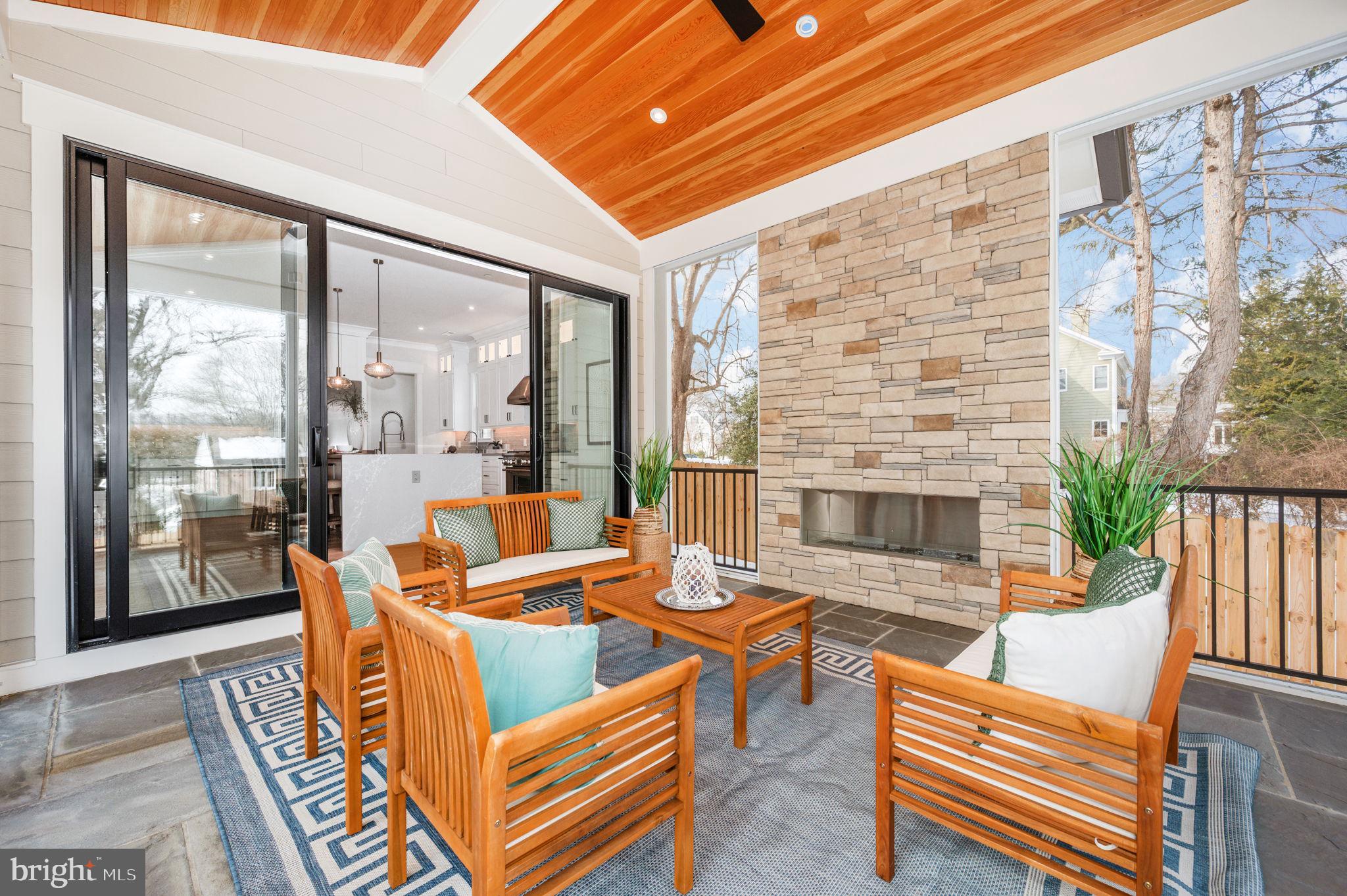 SPRINGFIELD - Residential