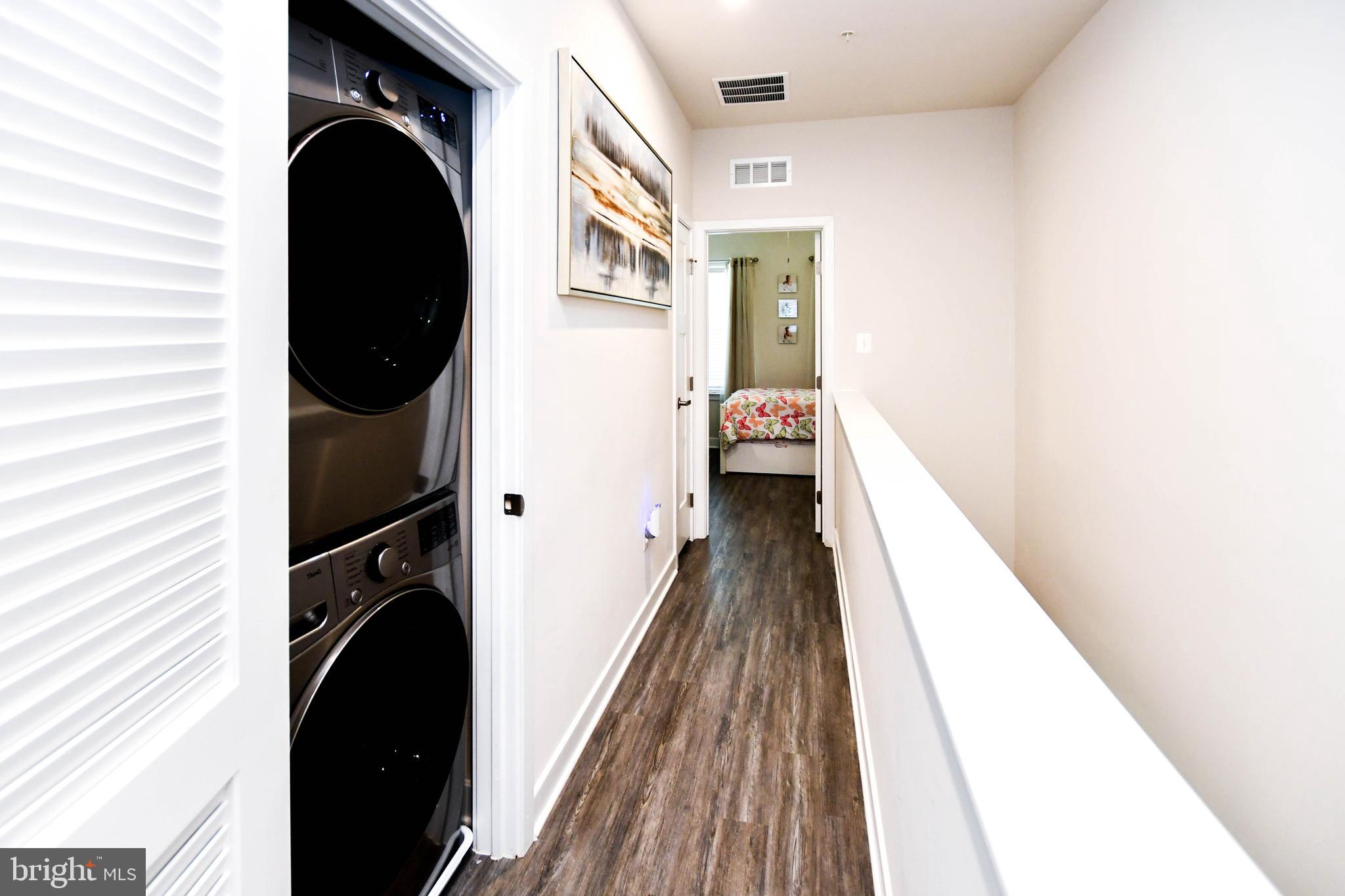 TANYARD SHORES - Residential Lease