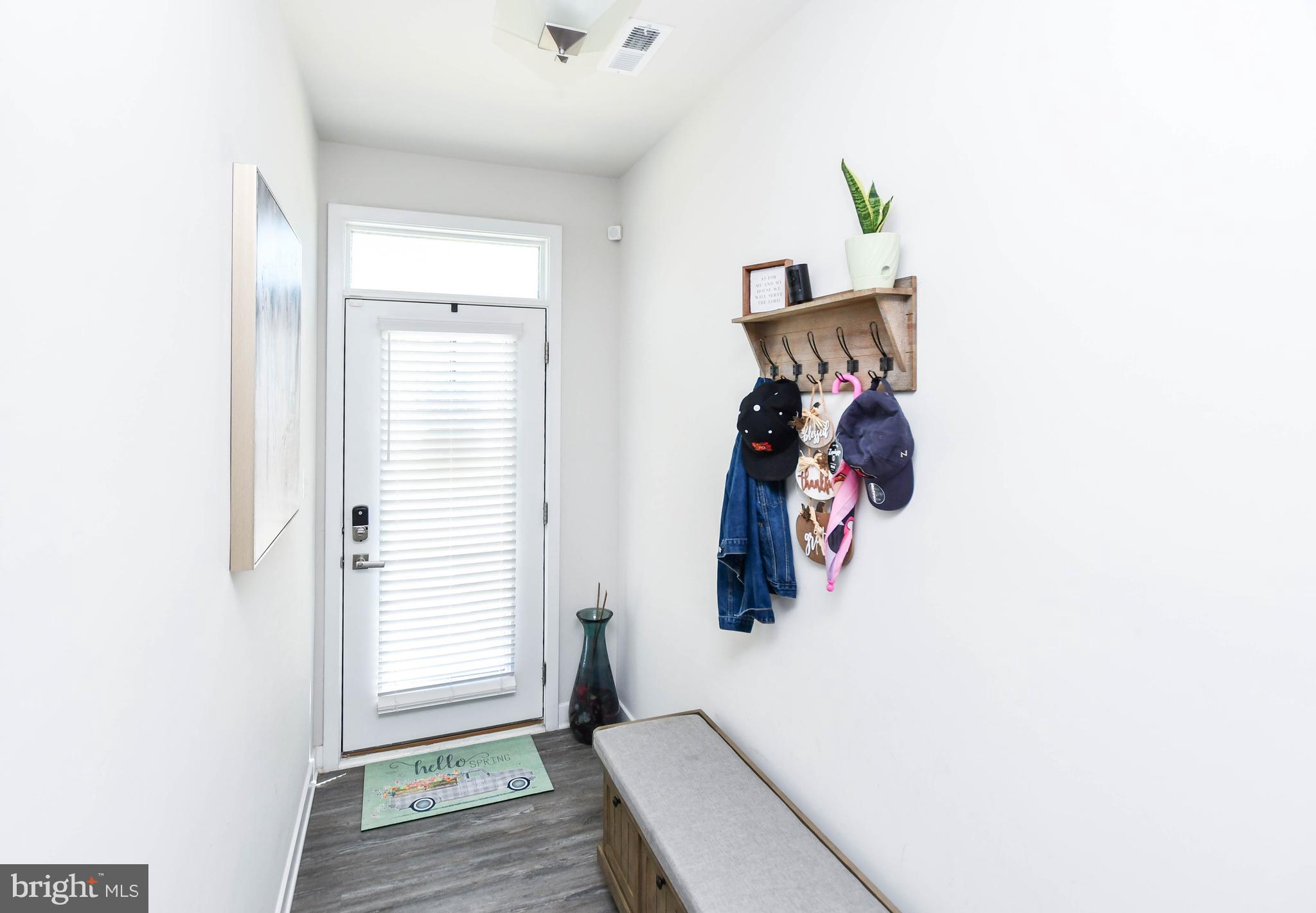 TANYARD SHORES - Residential Lease