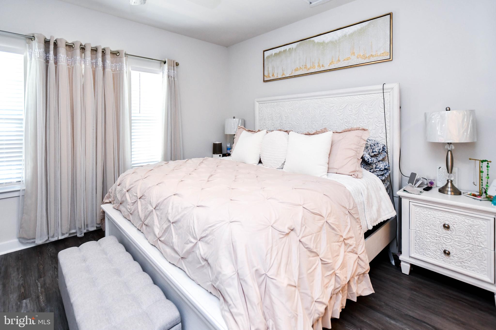 TANYARD SHORES - Residential Lease