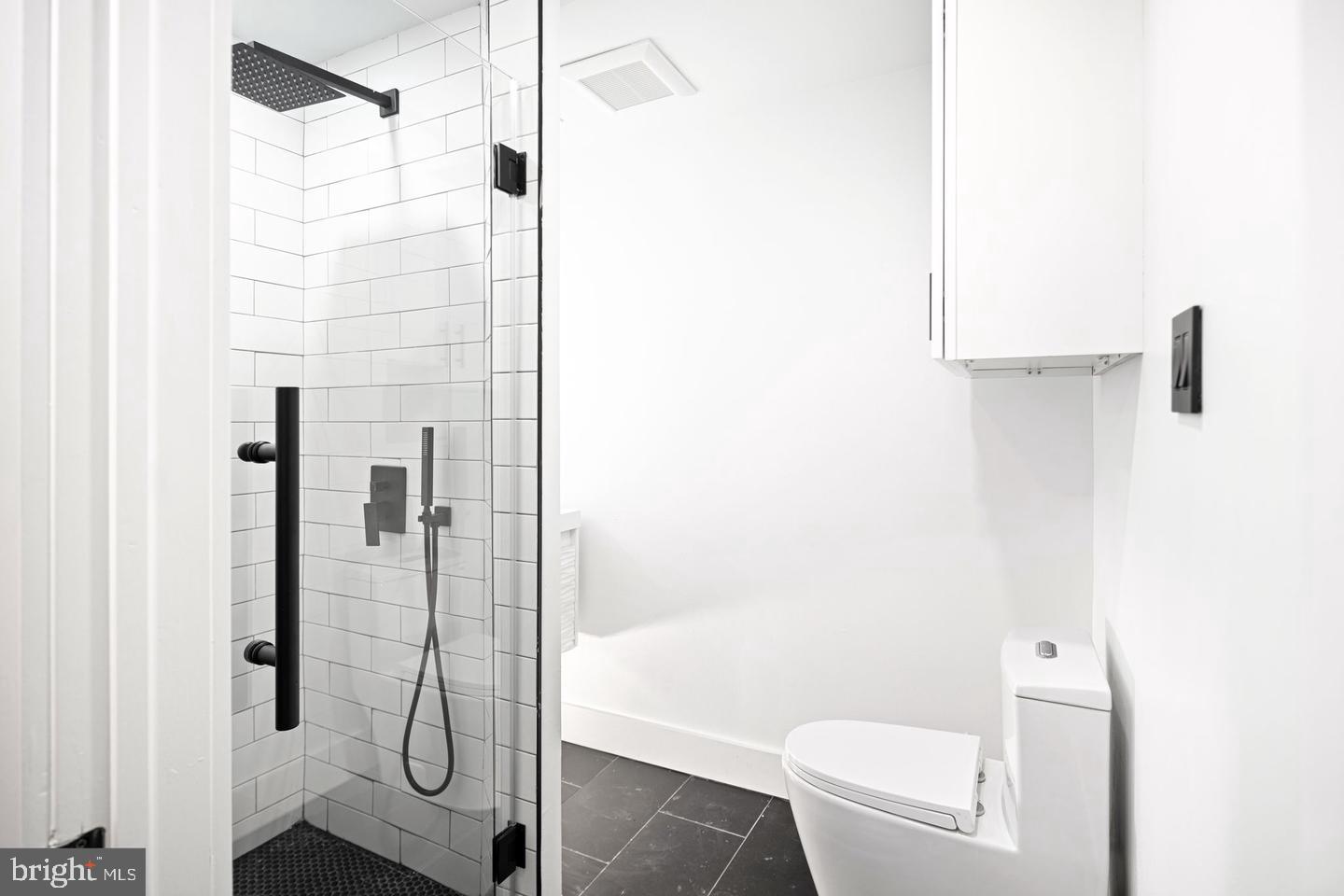 STRAWBERRY MANSION - Residential Lease