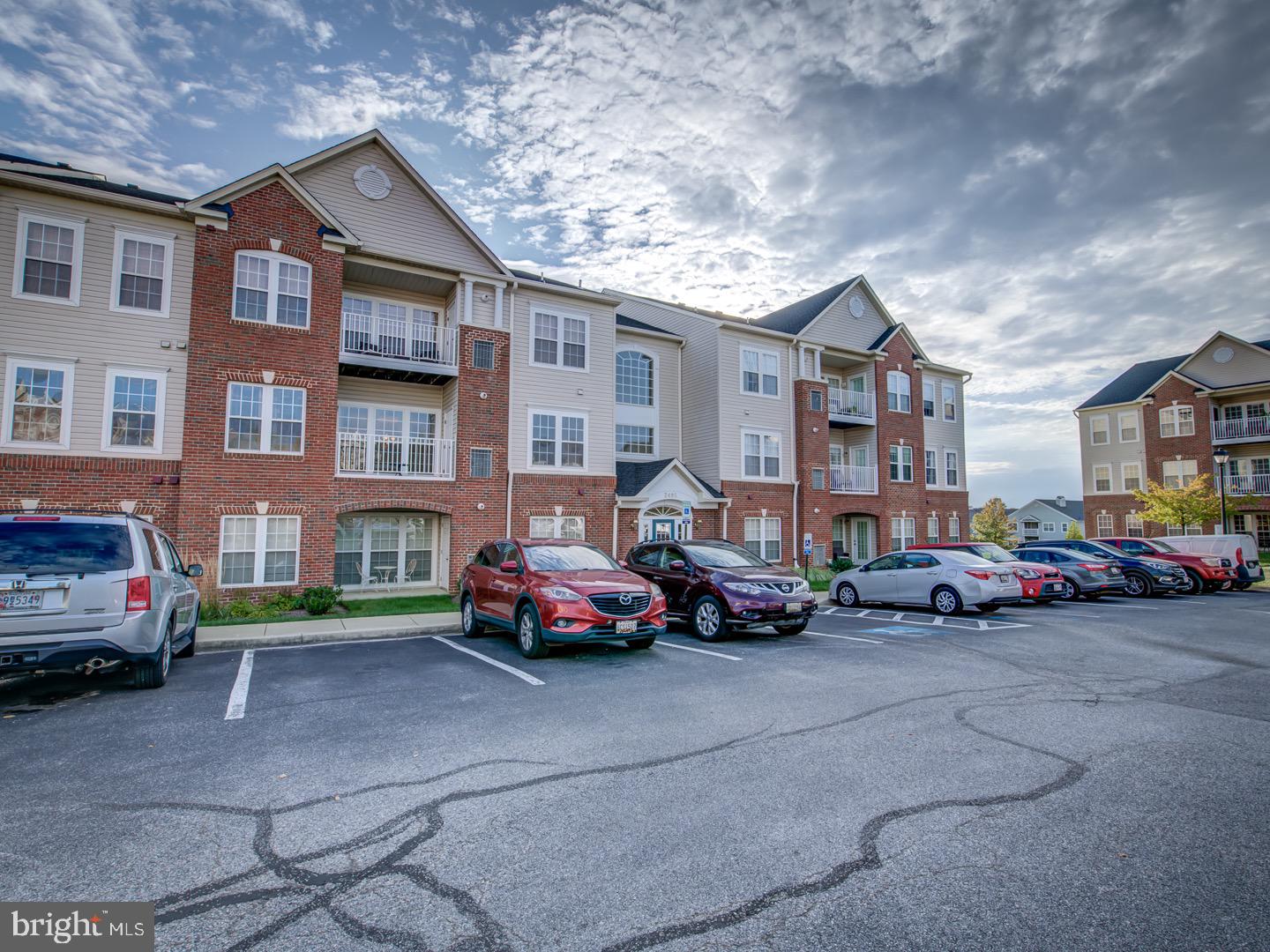 PINEY ORCHARD - Residential Lease